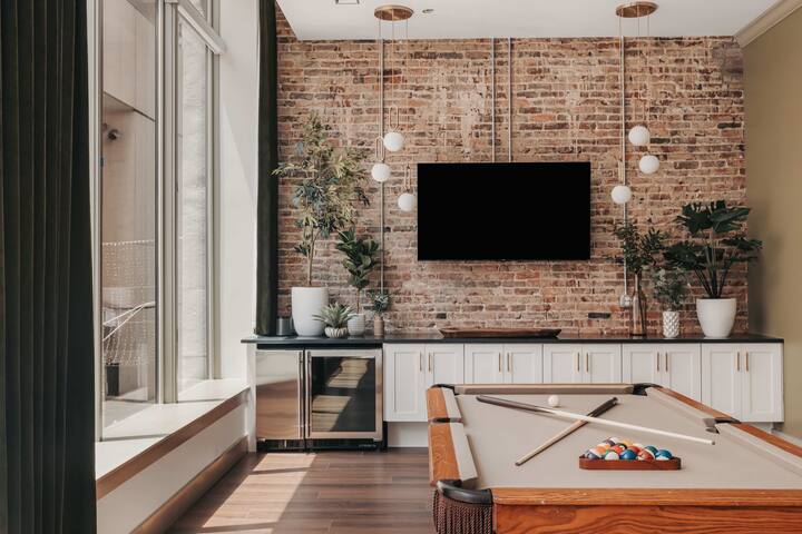 Starr Piano: Carraway Suite – Brand New! gallery image 5