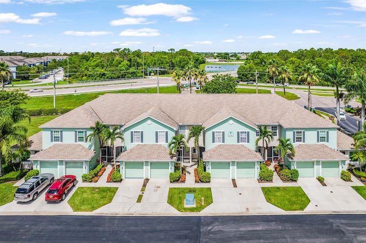 Comfort And Convenience - Condo Pine Oak Nook - Fort Myers, FL