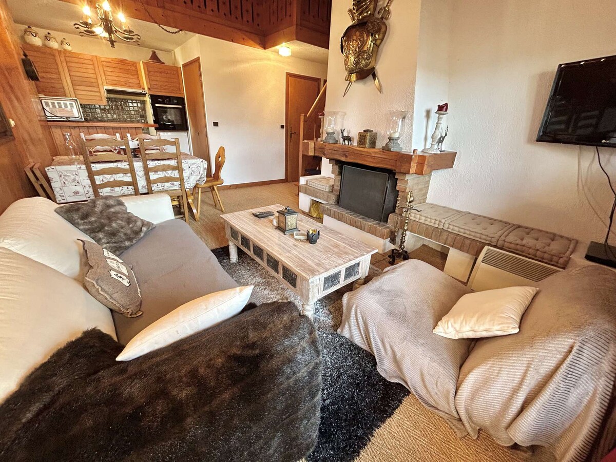 3-room flat + mezzanine, sleeps 4, Megeve - Apartments for Rent in ...