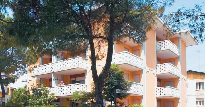 Appartement De Vacances Avec Climatisation Et Balc - Bibione