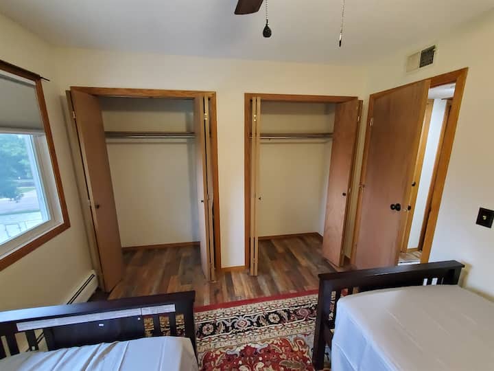 غرفة النوم 2