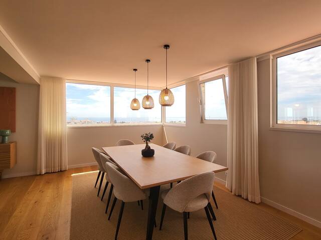 2BR with Panoramic Ocean View gallery image 3