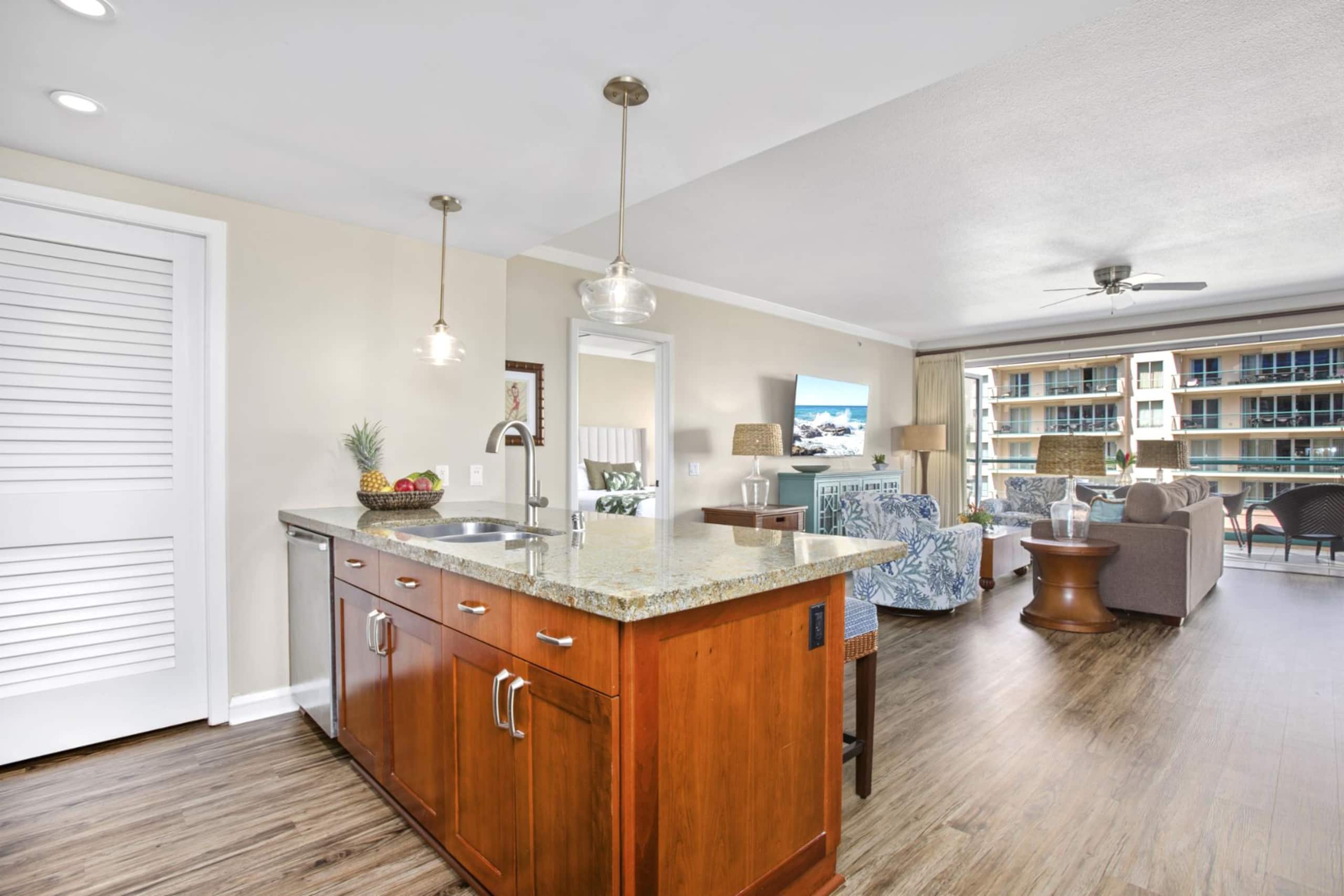 Condo in Lahaina · ★5.0 · 2 bedrooms · 4 beds · 2 baths - Image 7