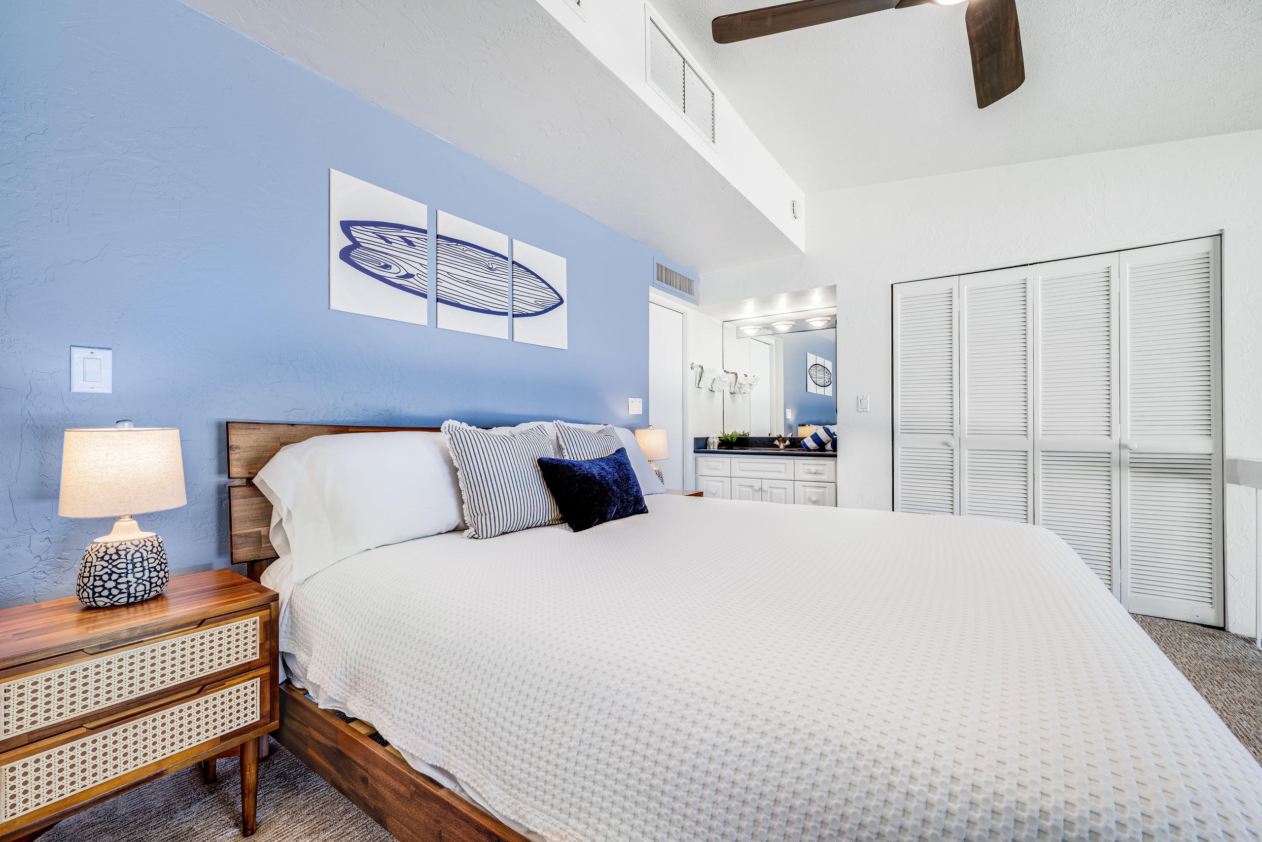 Maui Kamaole One Beachfront Condo at Charley Young - Image 17