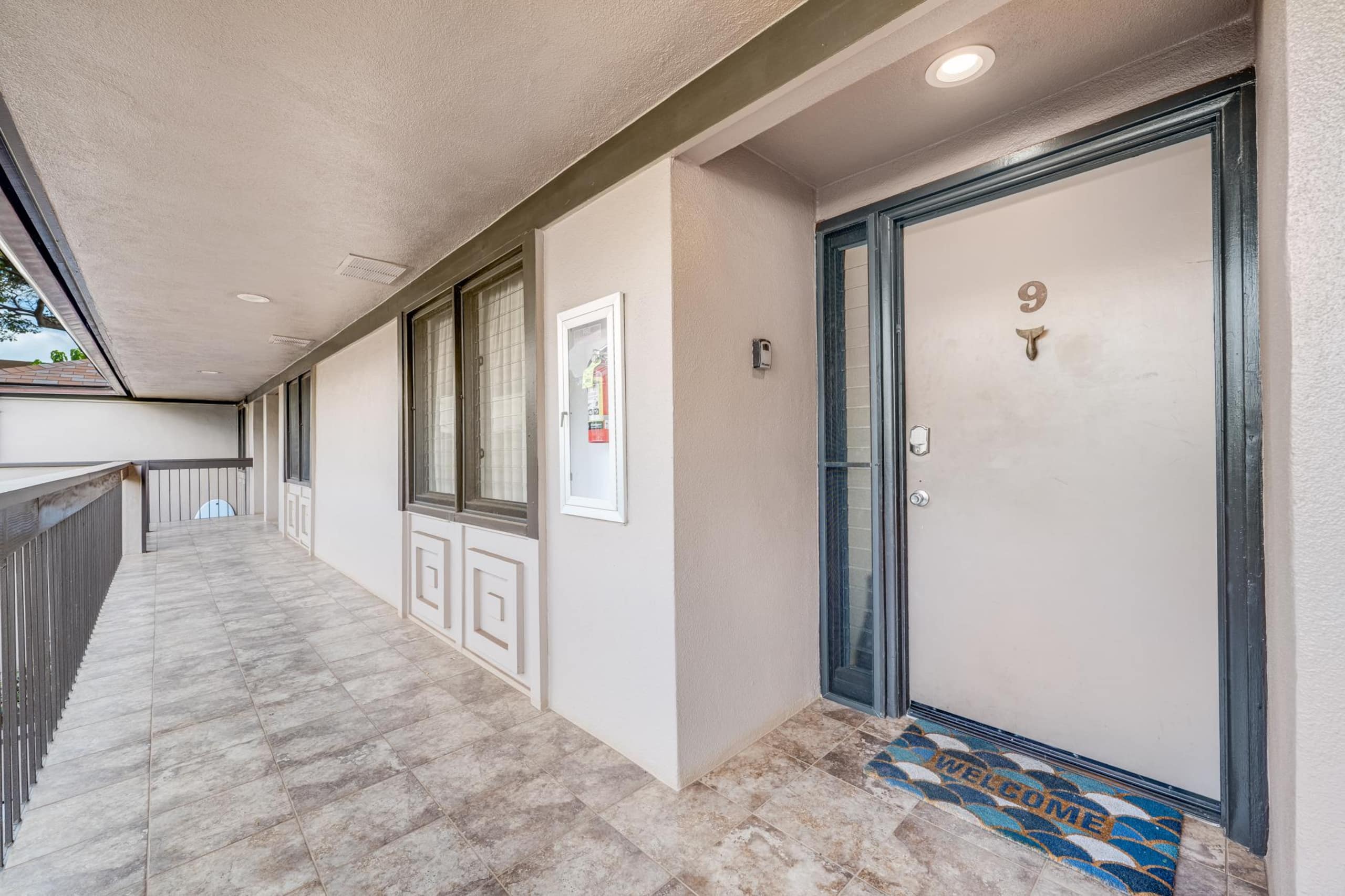 Maui Kamaole One Beachfront Condo at Charley Young - Image 63