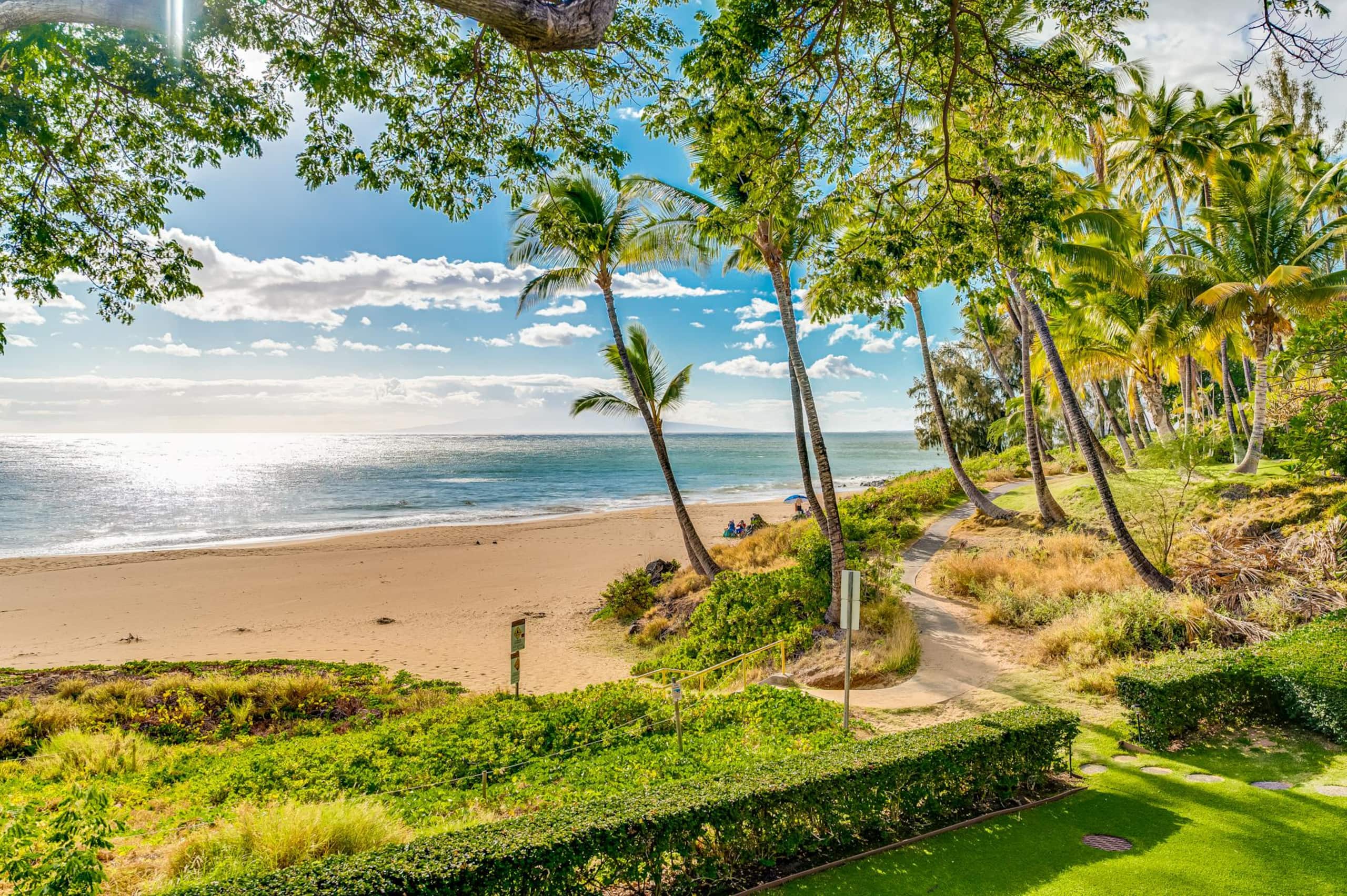 Maui Kamaole One Beachfront Condo at Charley Young - Image 46