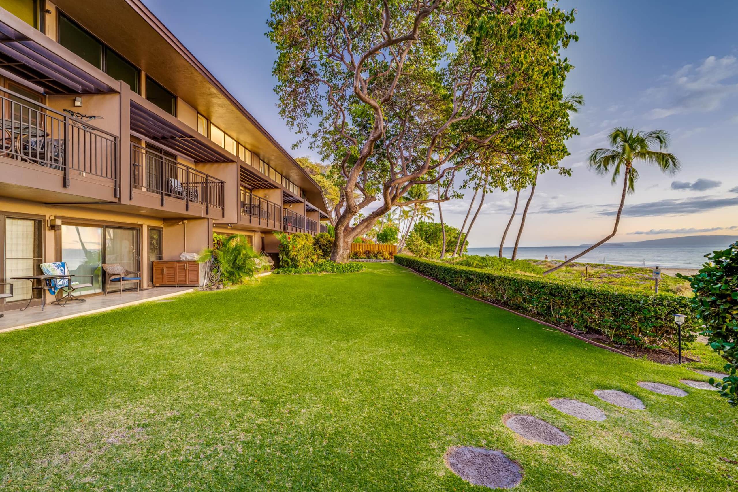 Maui Kamaole One Beachfront Condo at Charley Young - Image 41