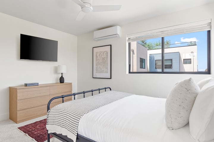 Tretia spálňa Point View Retreat má manželskú posteľ.