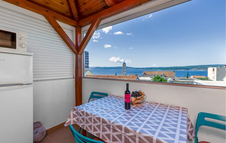 Stunning Apartment In Crikvenica With Wifi - Crikvenica