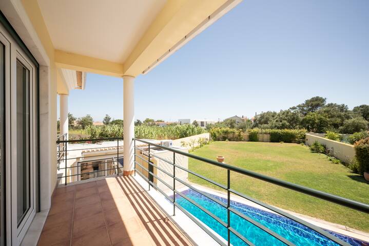 Parede Villa By Hosty gallery image 3