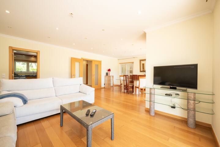 Parede Villa By Hosty gallery image 4