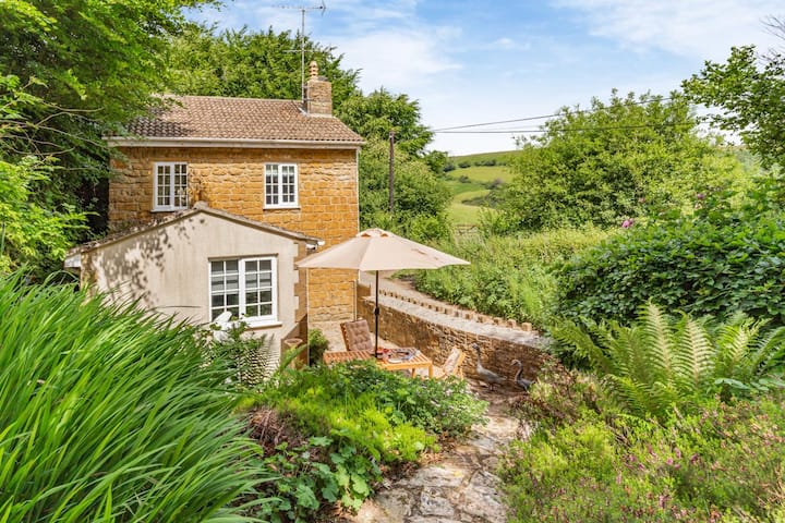 2 Bed In Stoke Abbott (Oc-r31870) - Crewkerne