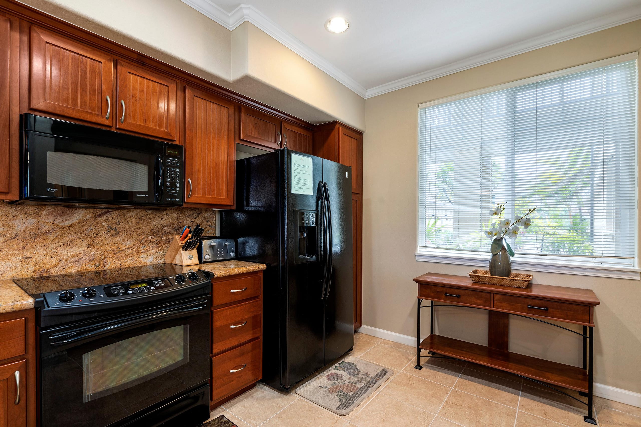 Home in Waikoloa Village · ★5.0 · 2 bedrooms · 2 beds · 2 baths - Photo 12