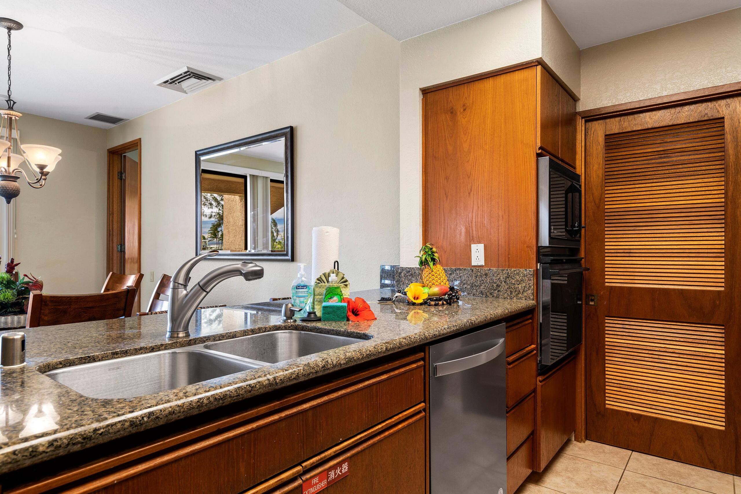 Condo in Waikoloa Village · ★4.38 · 2 bedrooms · 4 beds · 2 baths - Photo 7