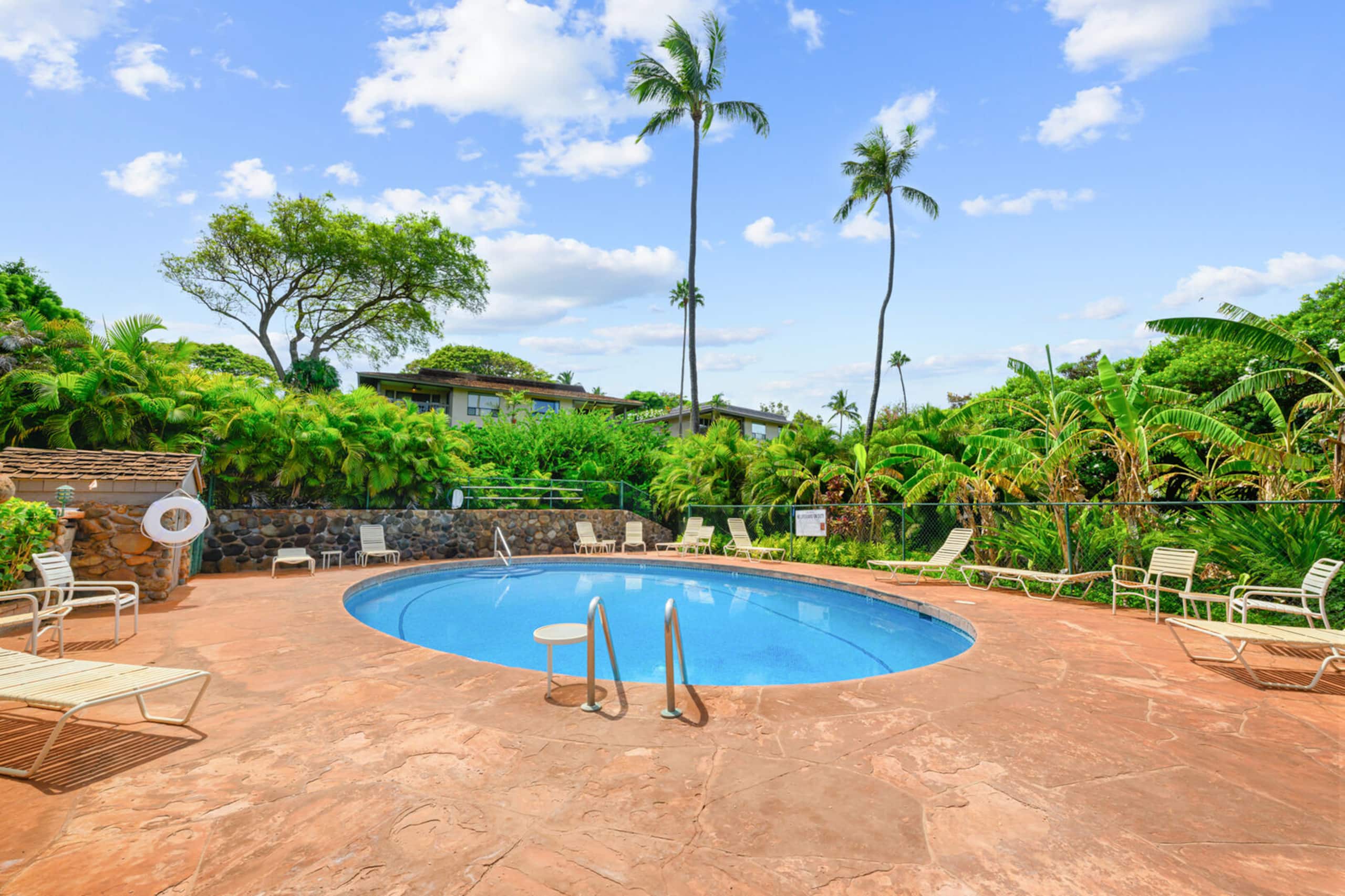 Condo in Lahaina · ★5.0 · 2 bedrooms · 3 beds · 2 private baths - Image 45