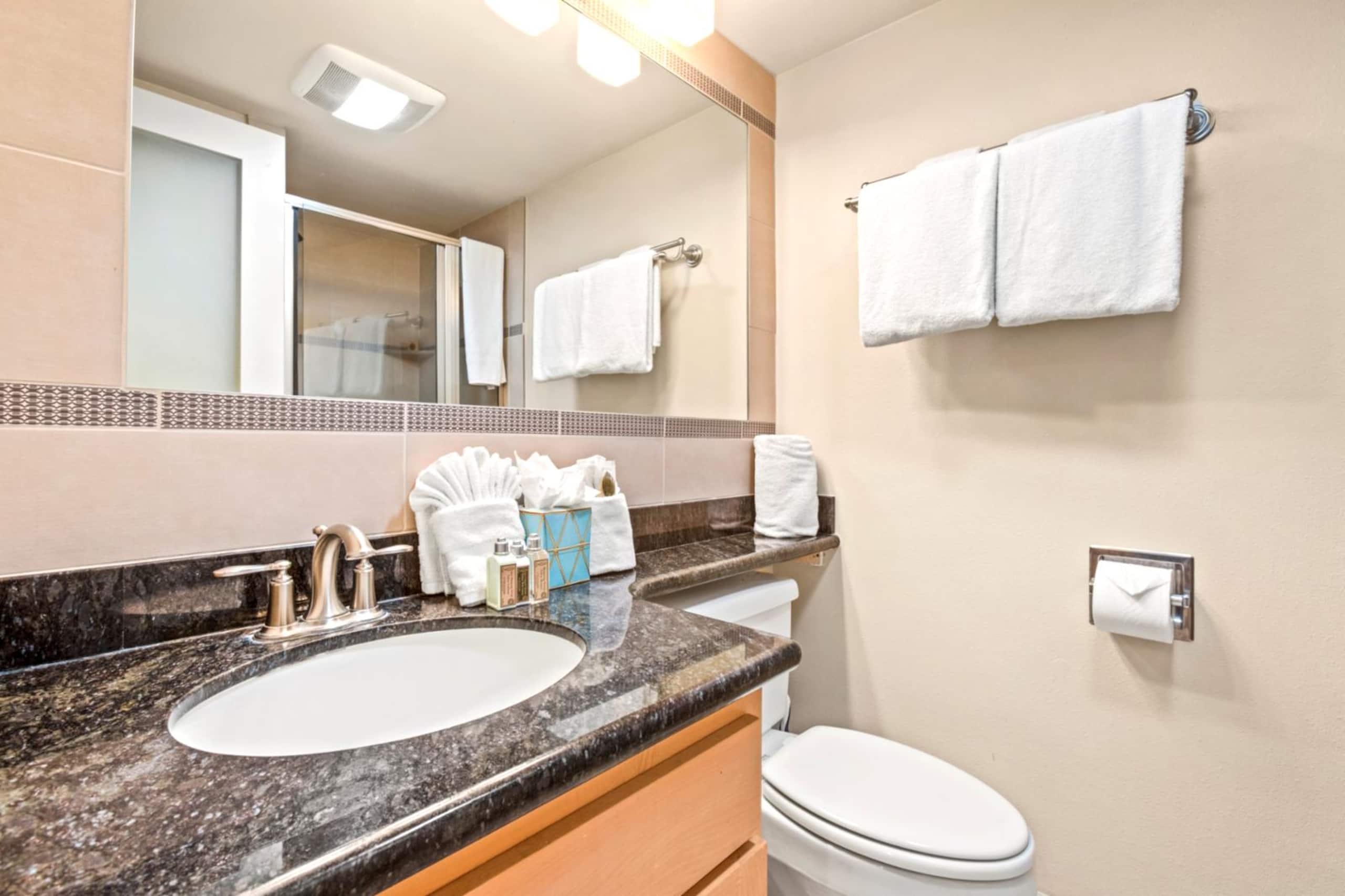 Condo in Lahaina · ★4.83 · 2 bedrooms · 4 beds · 2 baths - Image 16