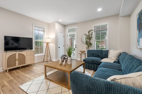 Top performing Airbnb: 3 King Beds | Free Parking | Fenced Yard | OSU in Victorian Village