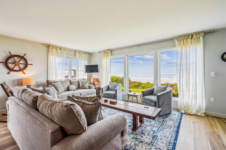 Cape Escape - New Oceanfront Listing! - Cannon Beach, OR