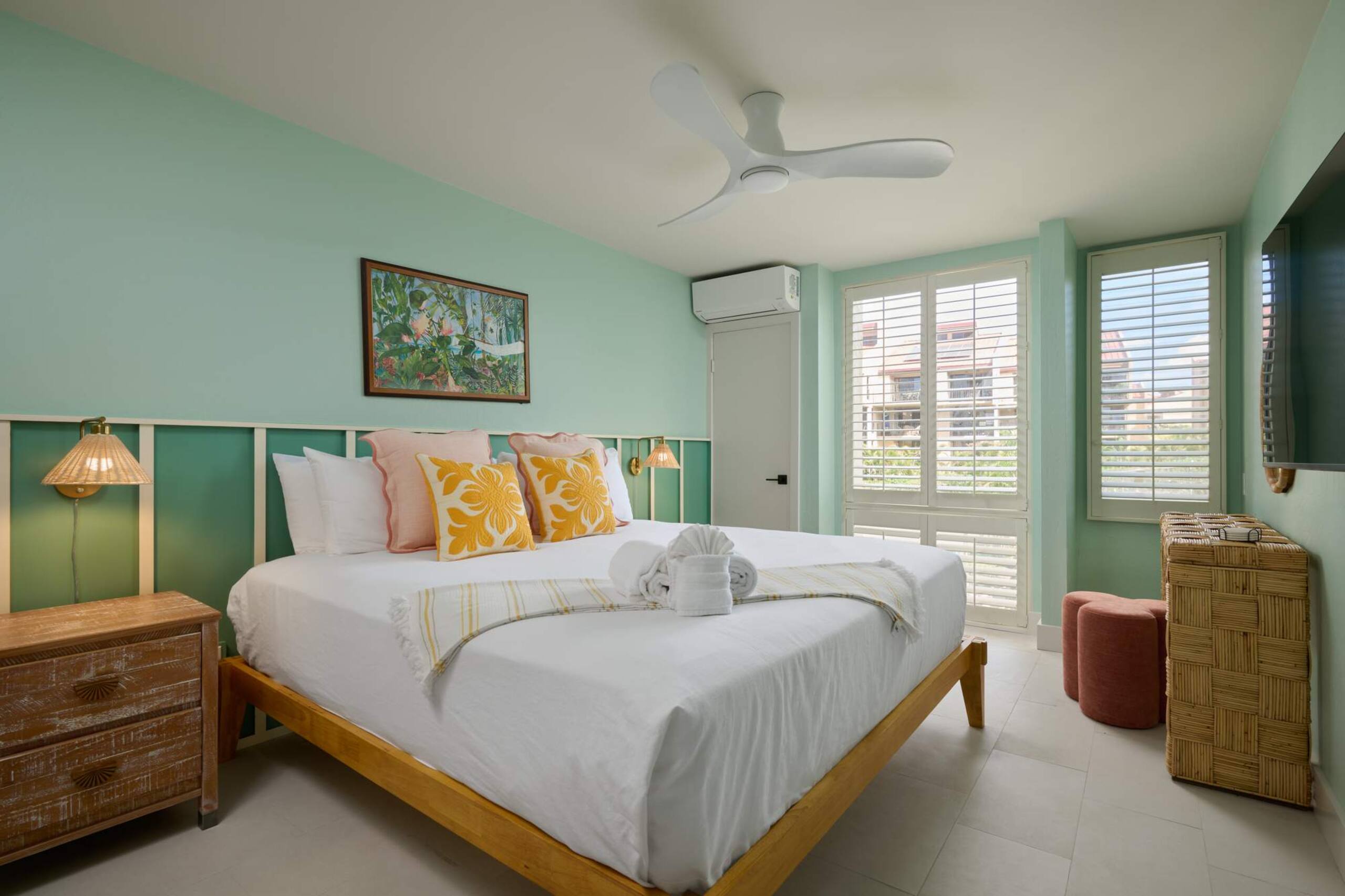Modern 3BR w/ Ocean Views | Steps to Kamaole III - Image 7