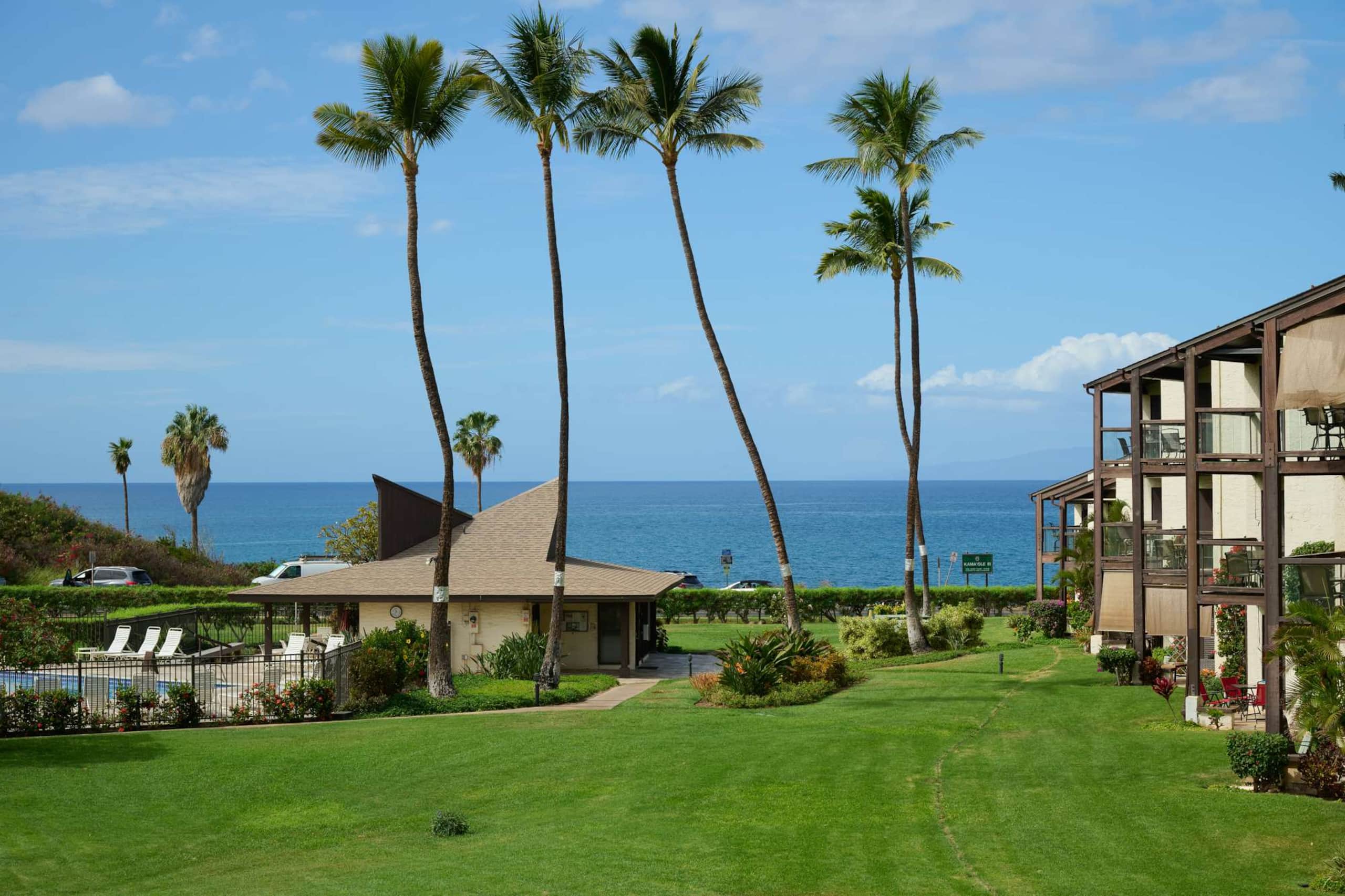 Modern 3BR w/ Ocean Views | Steps to Kamaole III - Image 33