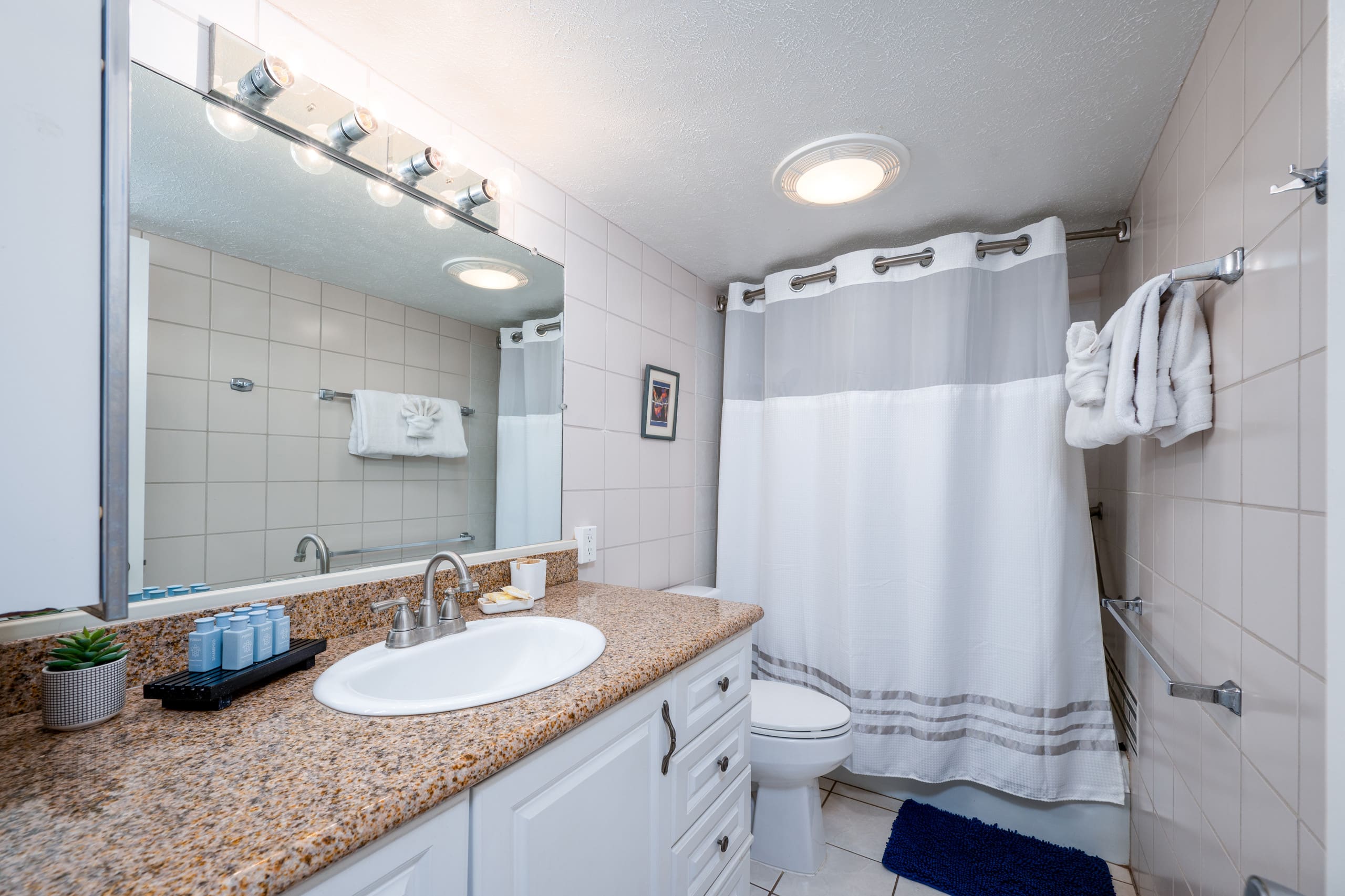 Condo in Kihei · ★4.83 · 1 bedroom · 2 beds · 1 bath - Image 12