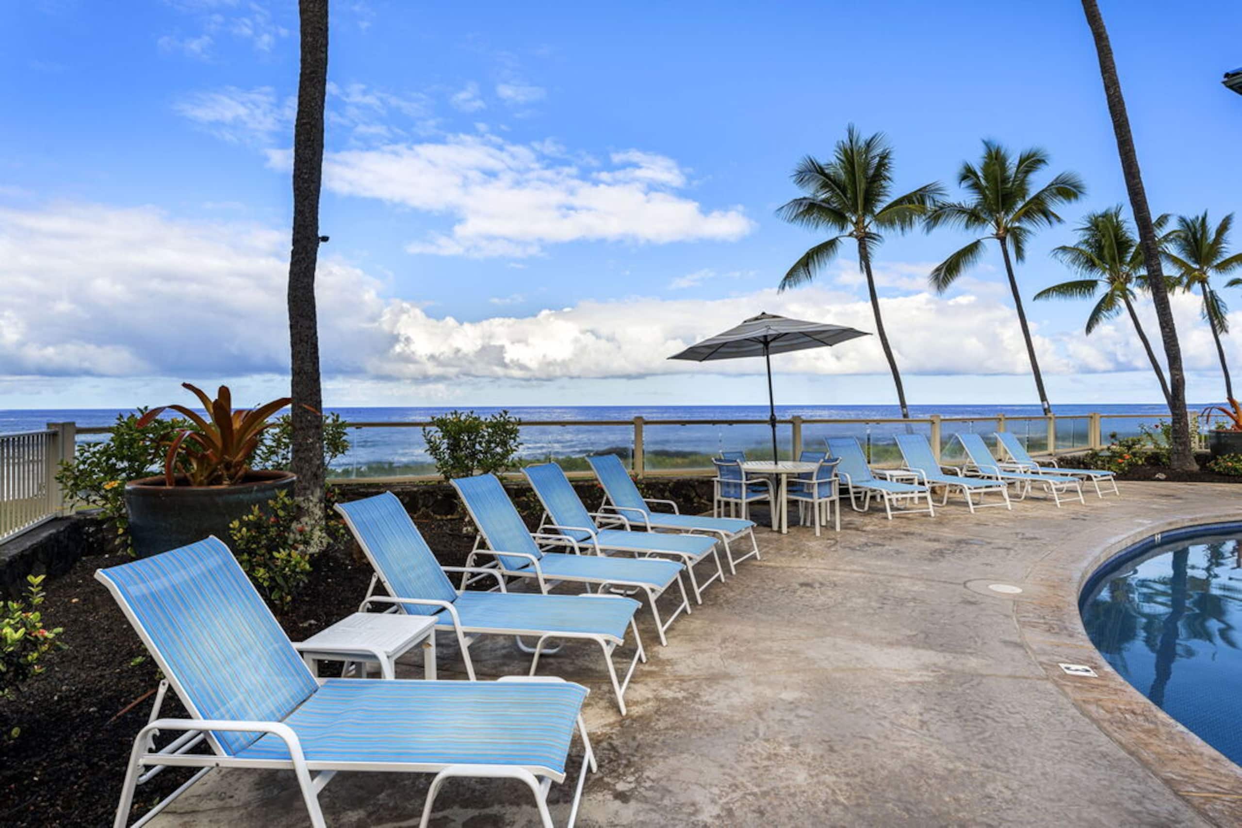Condo in Kailua-Kona · ★4.64 · 1 bedroom · 2 beds · 1 bath - Image 35