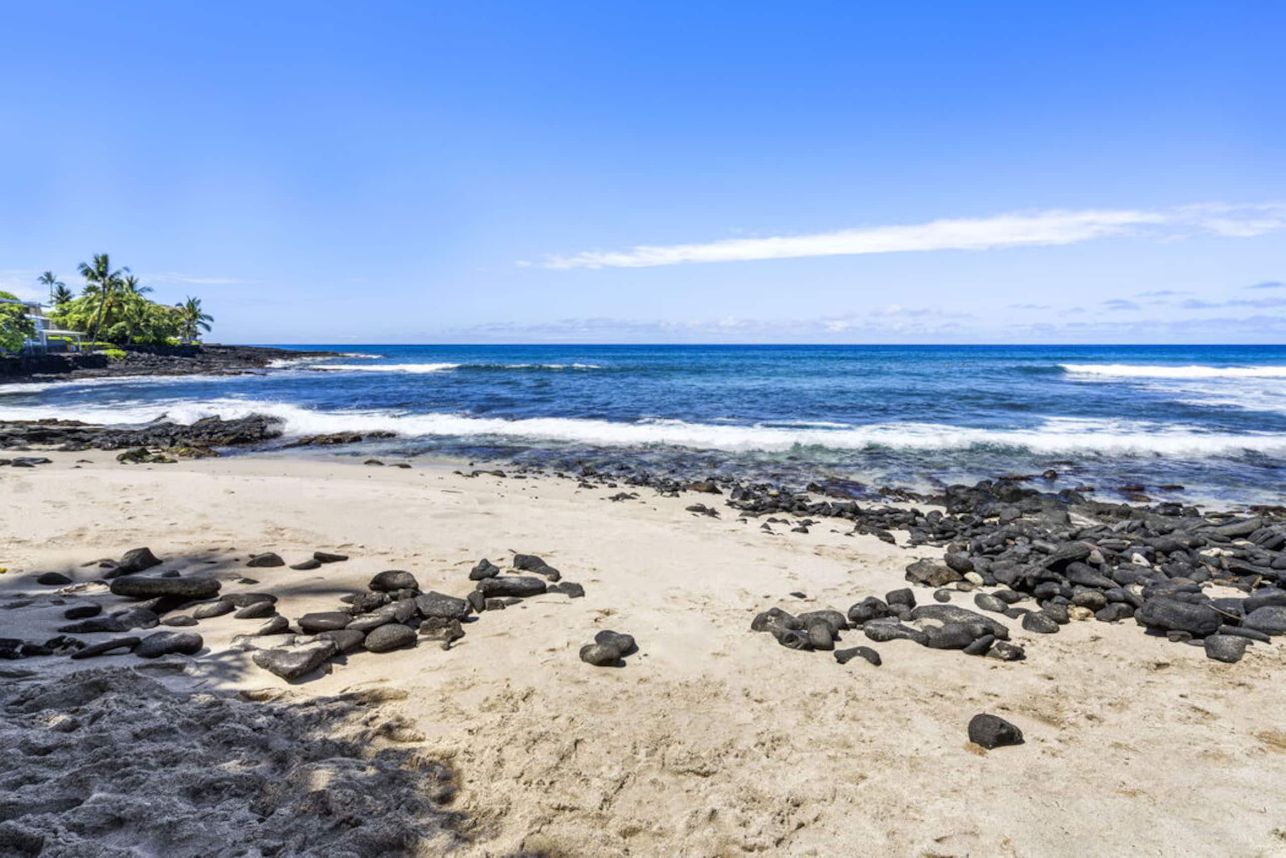 Condo in Kailua-Kona · ★4.64 · 1 bedroom · 2 beds · 1 bath - Image 31