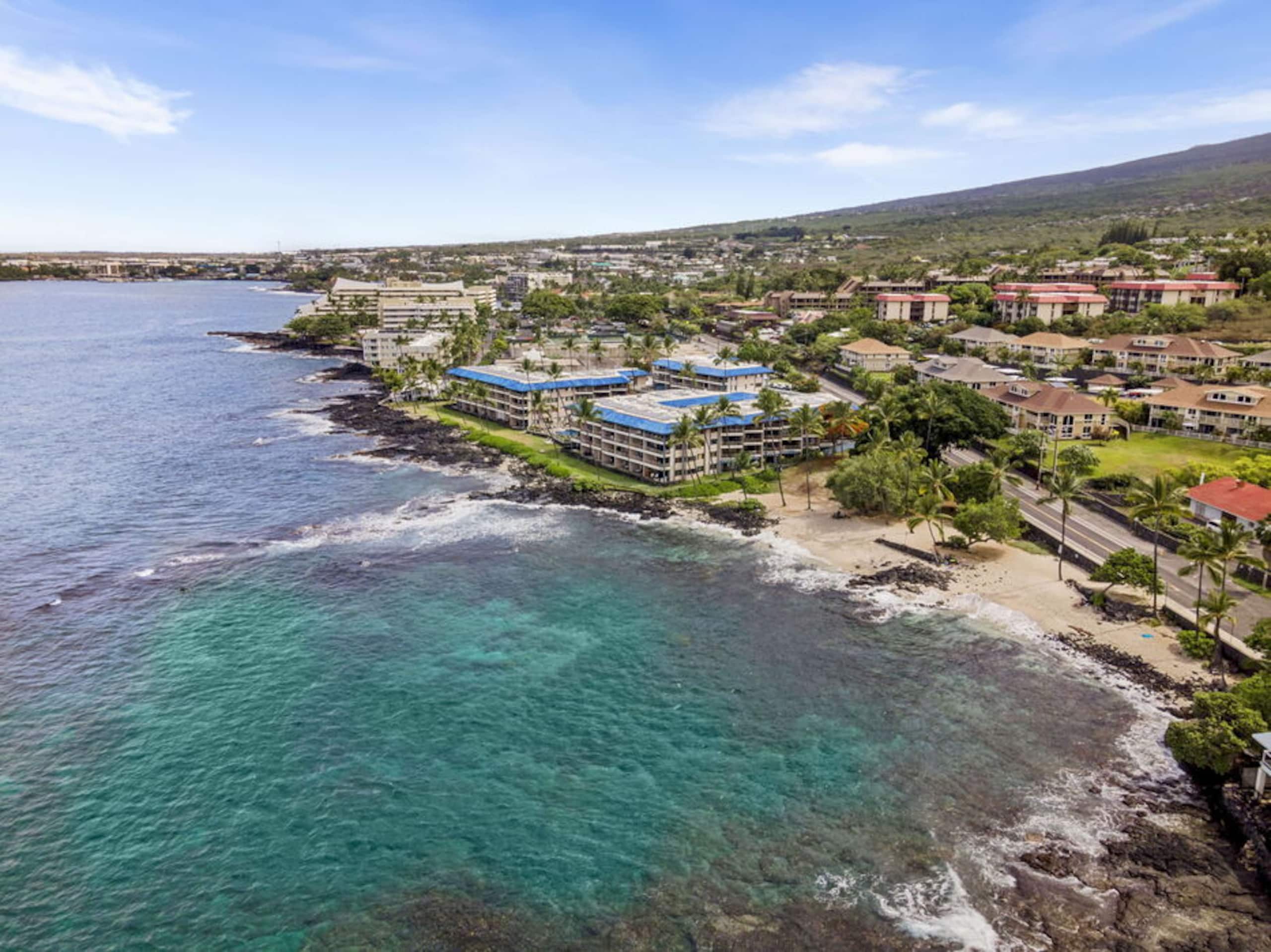 Condo in Kailua-Kona · ★4.64 · 1 bedroom · 2 beds · 1 bath - Image 29