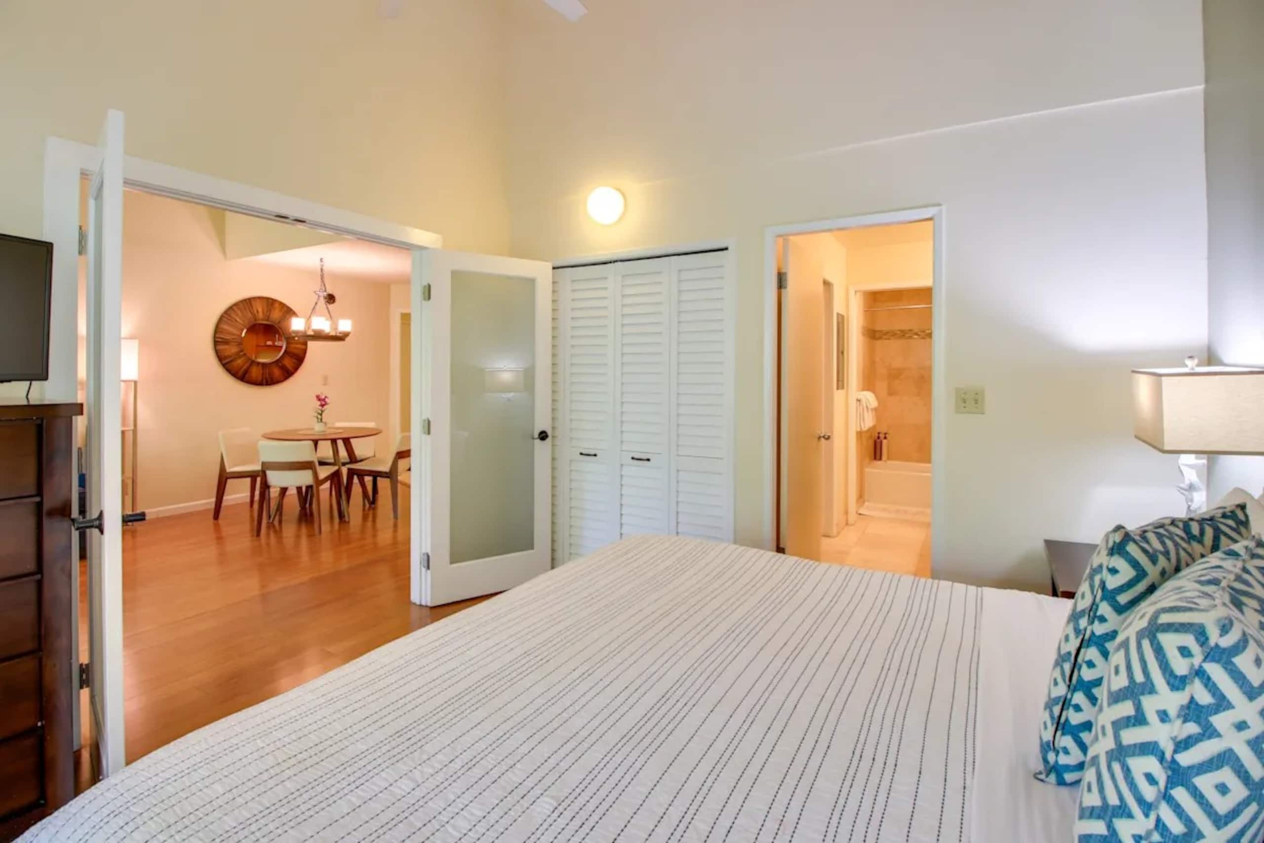 Condo in Kihei · ★4.8 · 1 bedroom · 2 beds · 1 private bath - Image 14