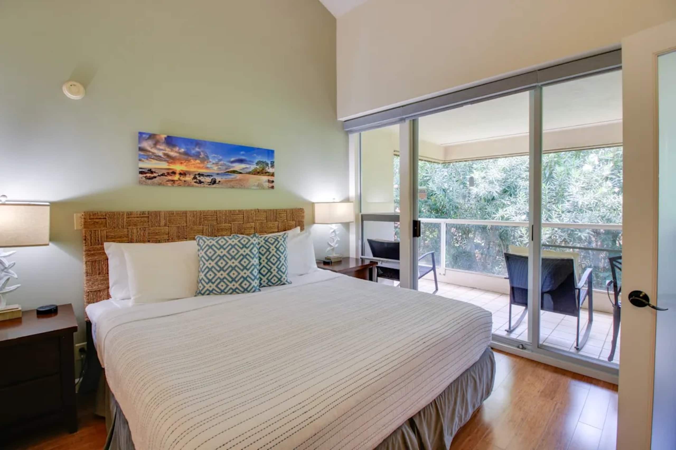 Condo in Kihei · ★4.8 · 1 bedroom · 2 beds · 1 private bath - Image 13
