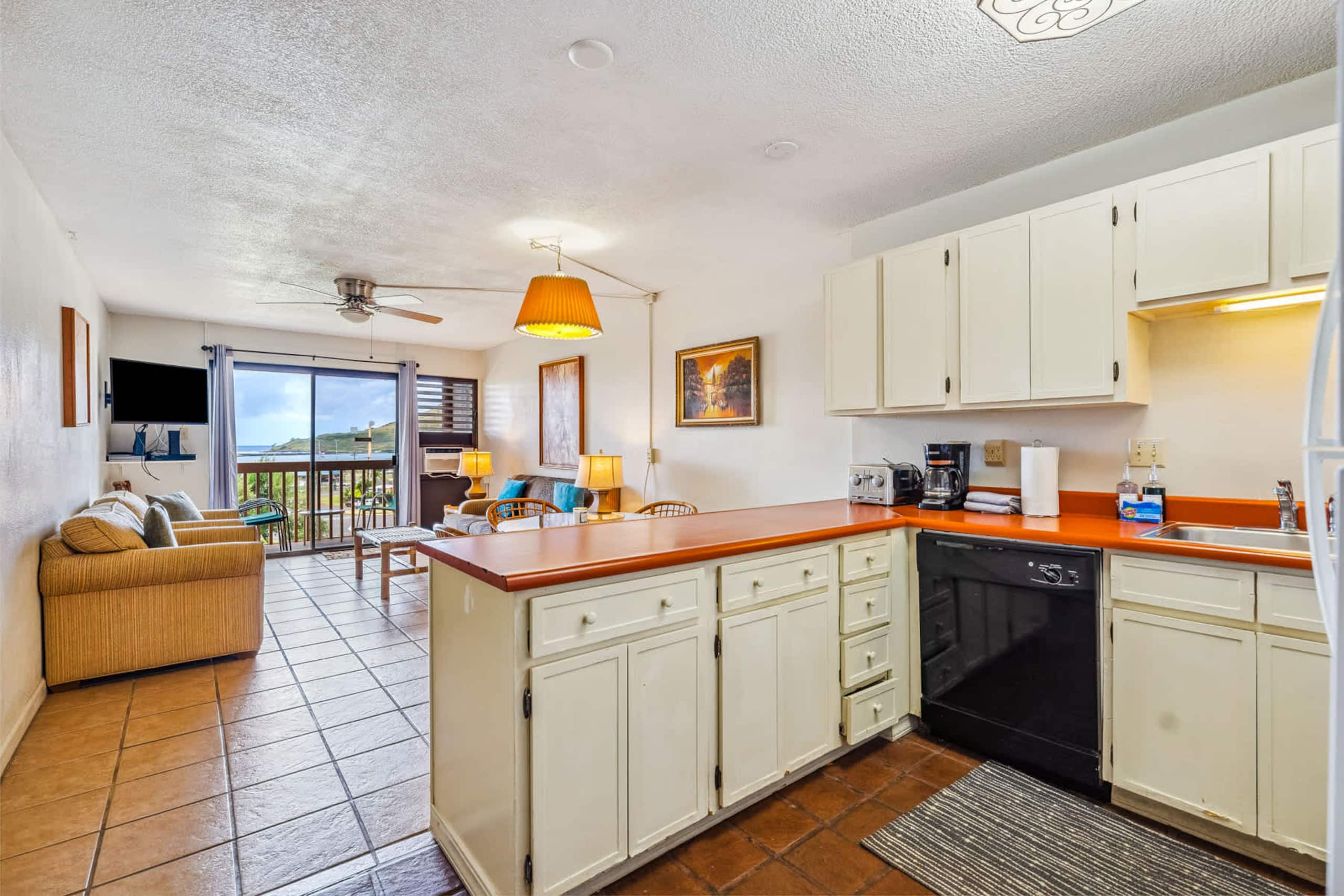 Condo in Lihue · ★4.29 · 2 bedrooms · 2 beds · 2 baths - Image 13