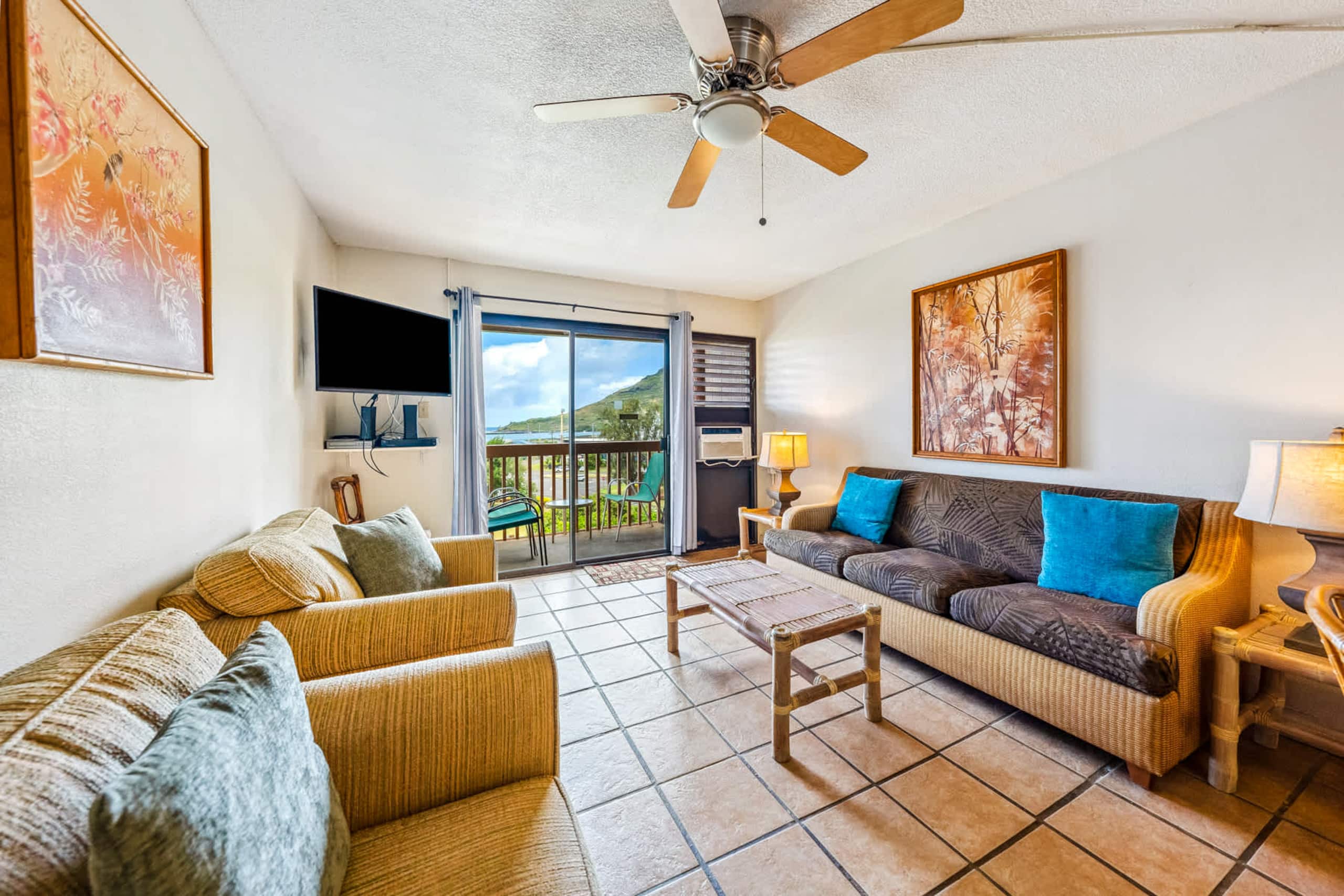 Condo in Lihue · ★4.29 · 2 bedrooms · 2 beds · 2 baths - Image 3