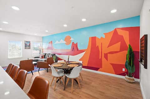 Top Airbnb: SLC Airport, Delta Center Townhome King BD Garage in Ballpark