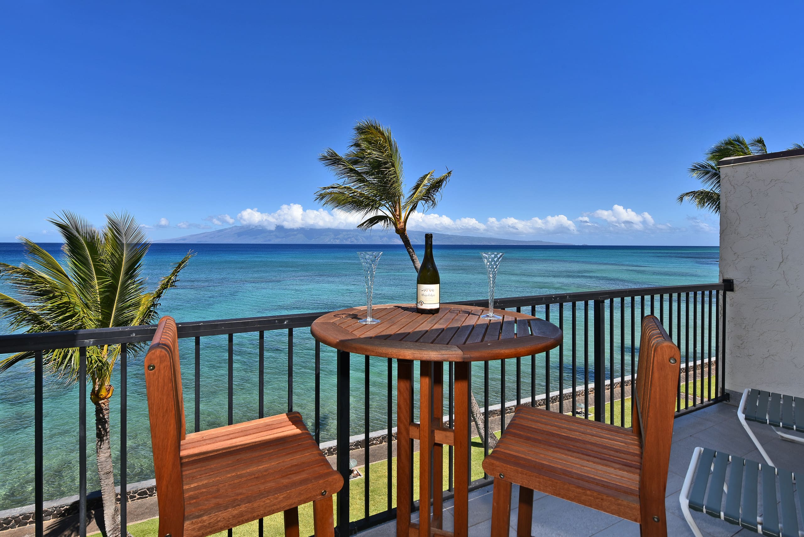 Condo in Lahaina · ★4.86 · 2 bedrooms · 4 beds · 2 baths - Image 20
