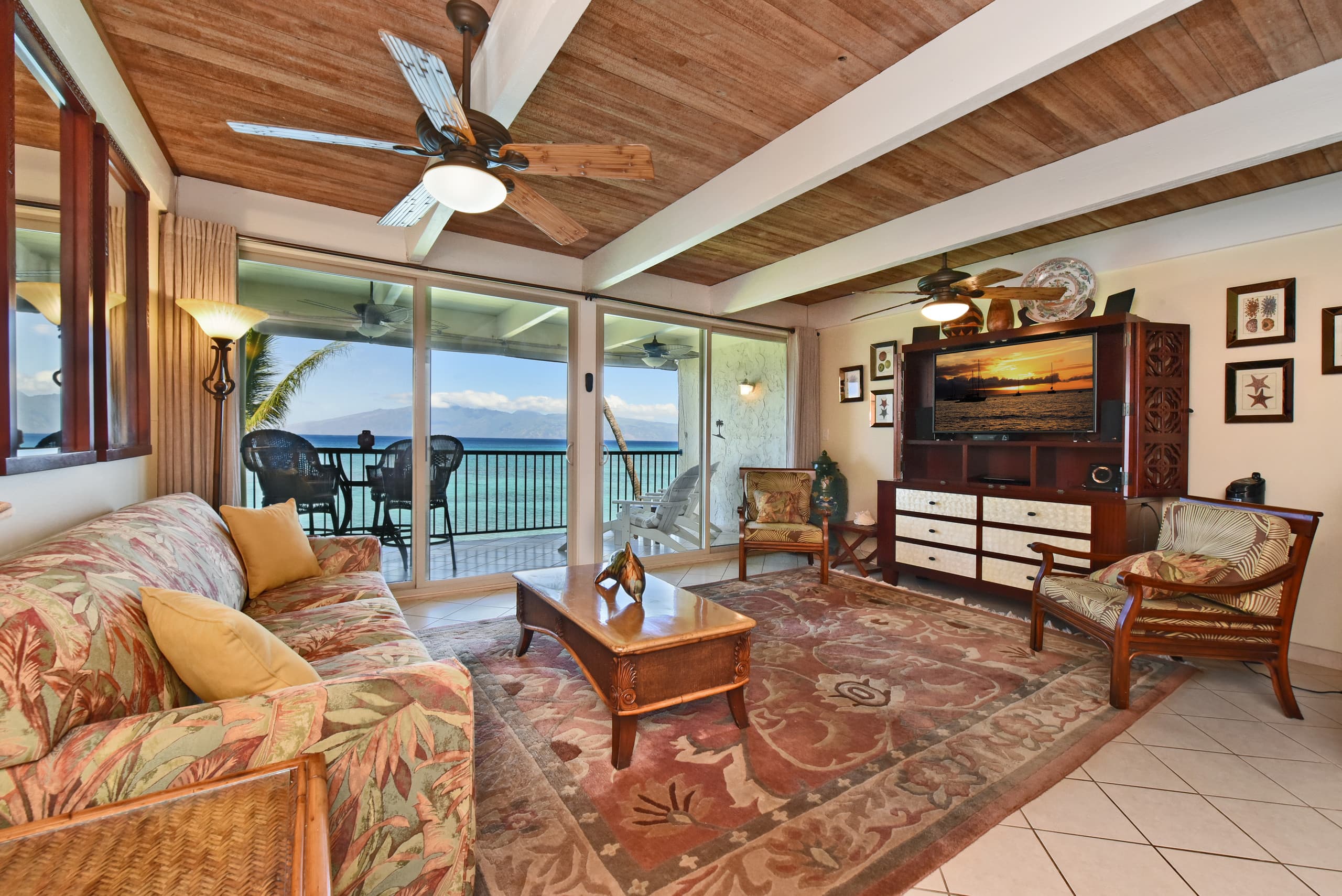 Condo in Lahaina · ★4.86 · 2 bedrooms · 4 beds · 2 baths - Image 2