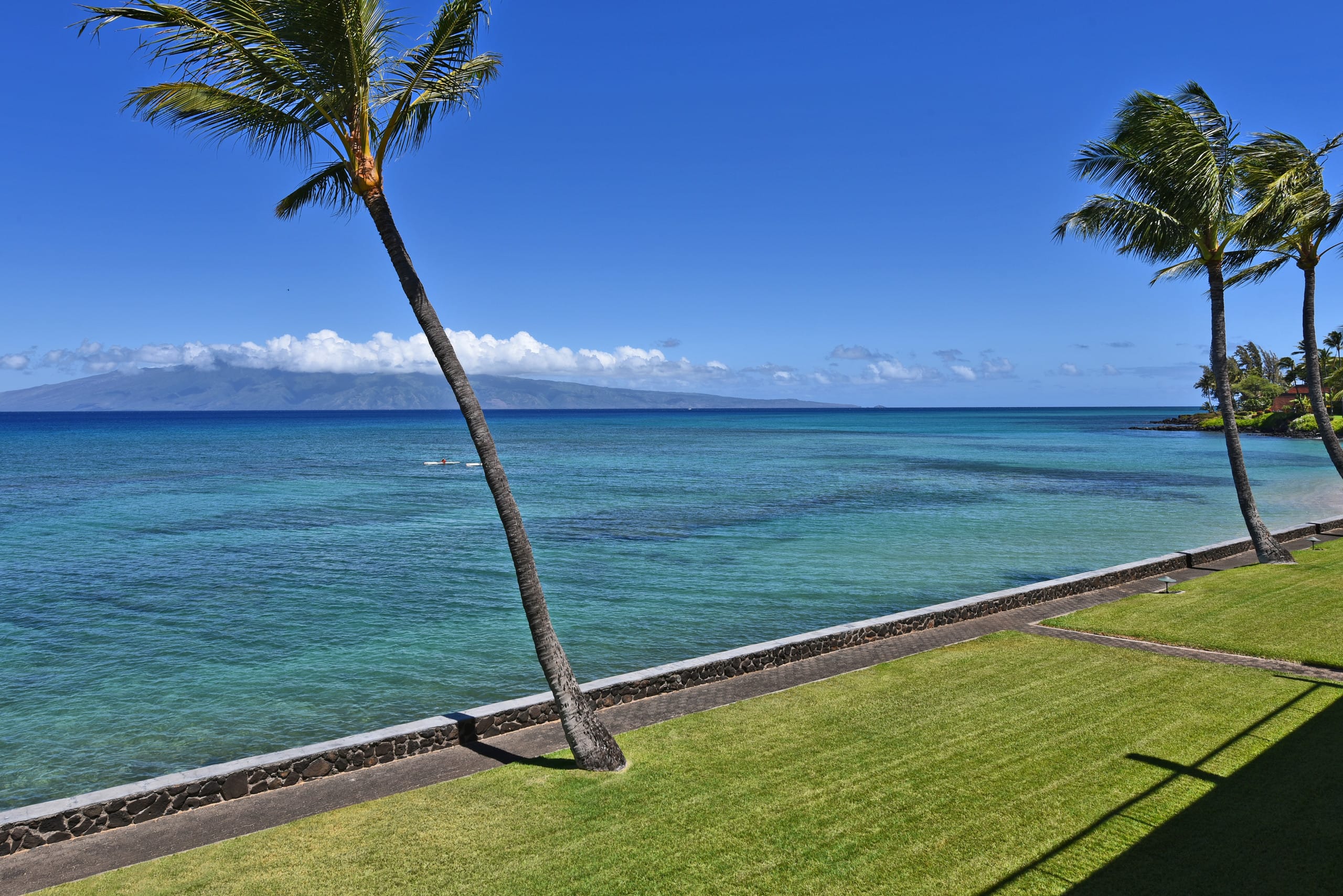 Condo in Lahaina · ★4.86 · 2 bedrooms · 4 beds · 2 baths - Image 34