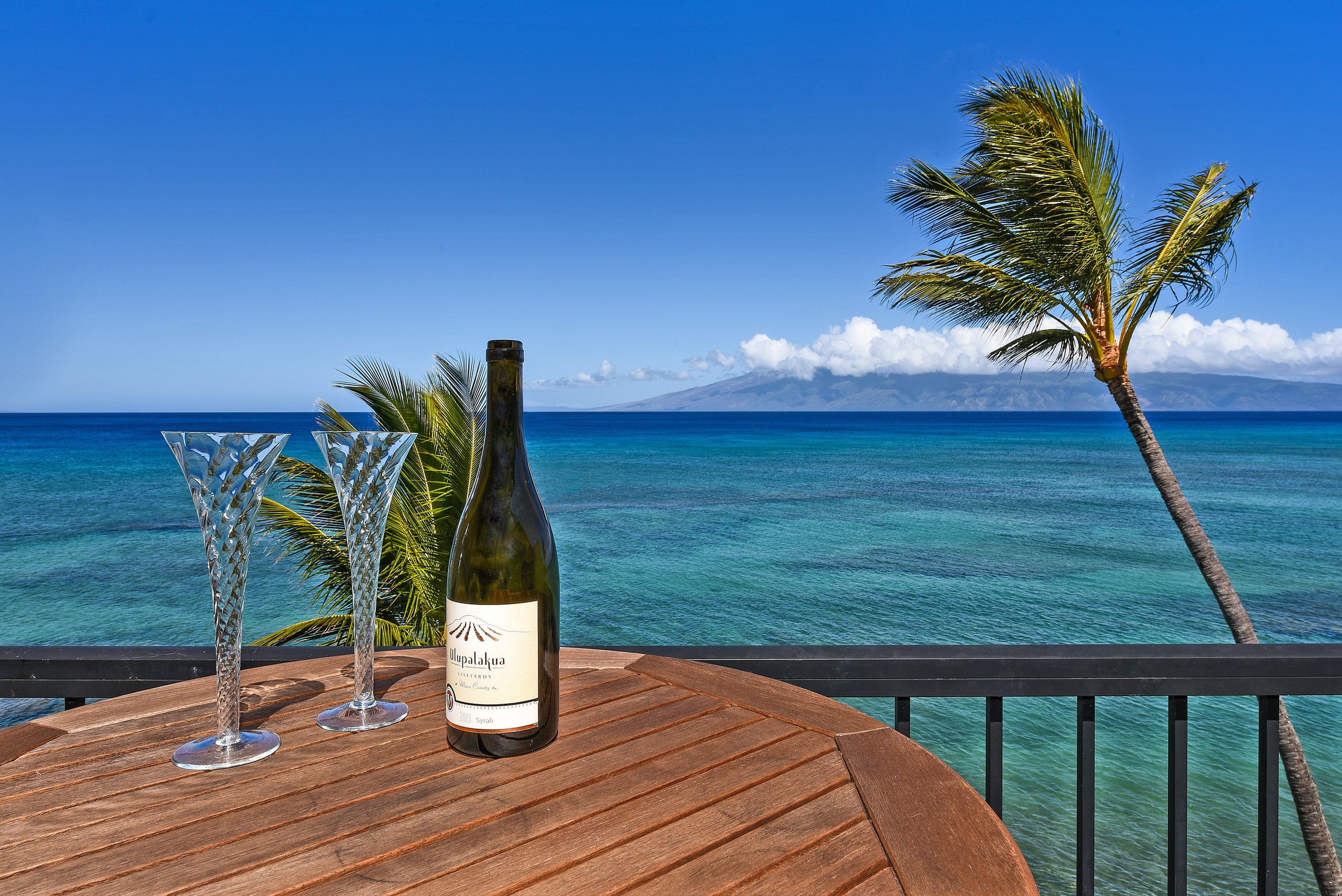 Condo in Lahaina · ★4.86 · 2 bedrooms · 4 beds · 2 baths - Image 21