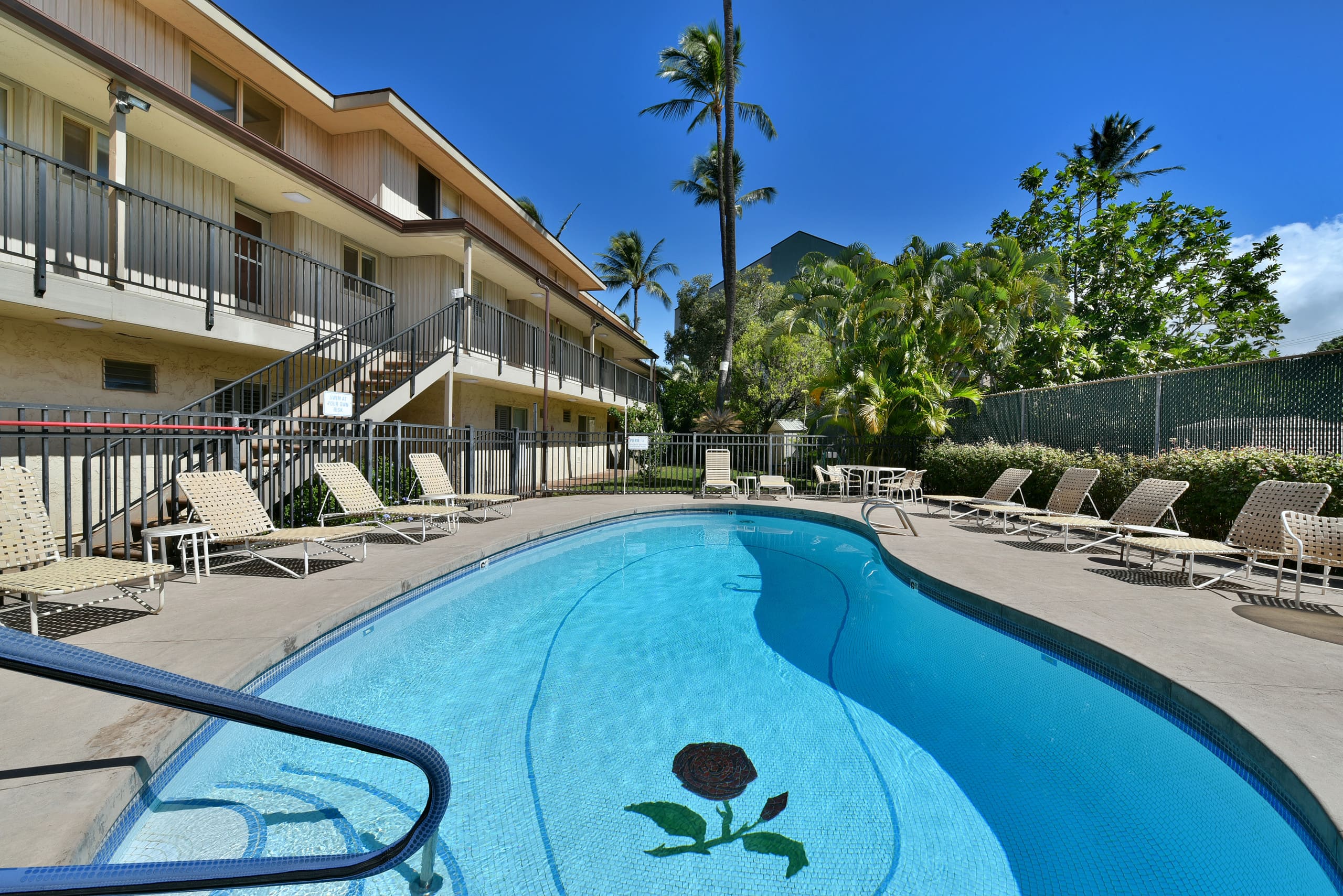 Condo in Lahaina · ★4.86 · 2 bedrooms · 4 beds · 2 baths - Image 39