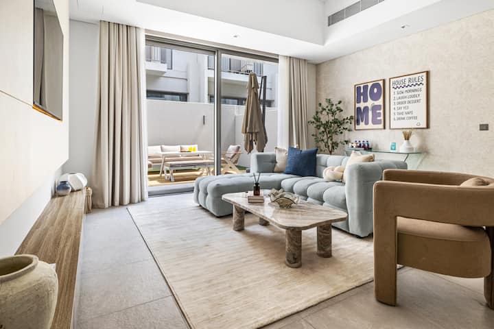 New 2.5br Villa |Ps5 & Garden |Near Dubai Mall - Dubaj