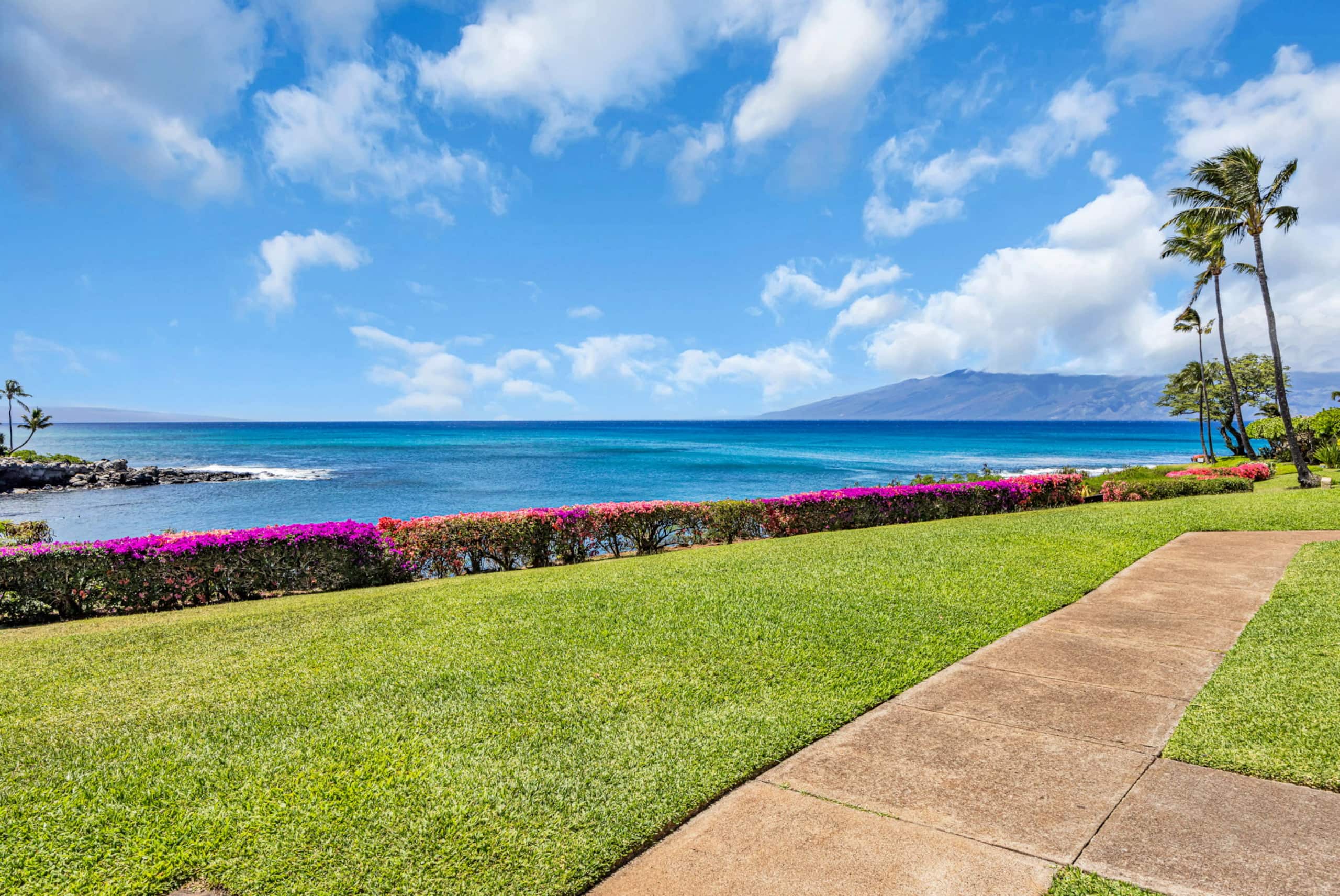 Condo in Lahaina · ★4.25 · 1 bedroom · 2 beds · 1 bath - Image 31