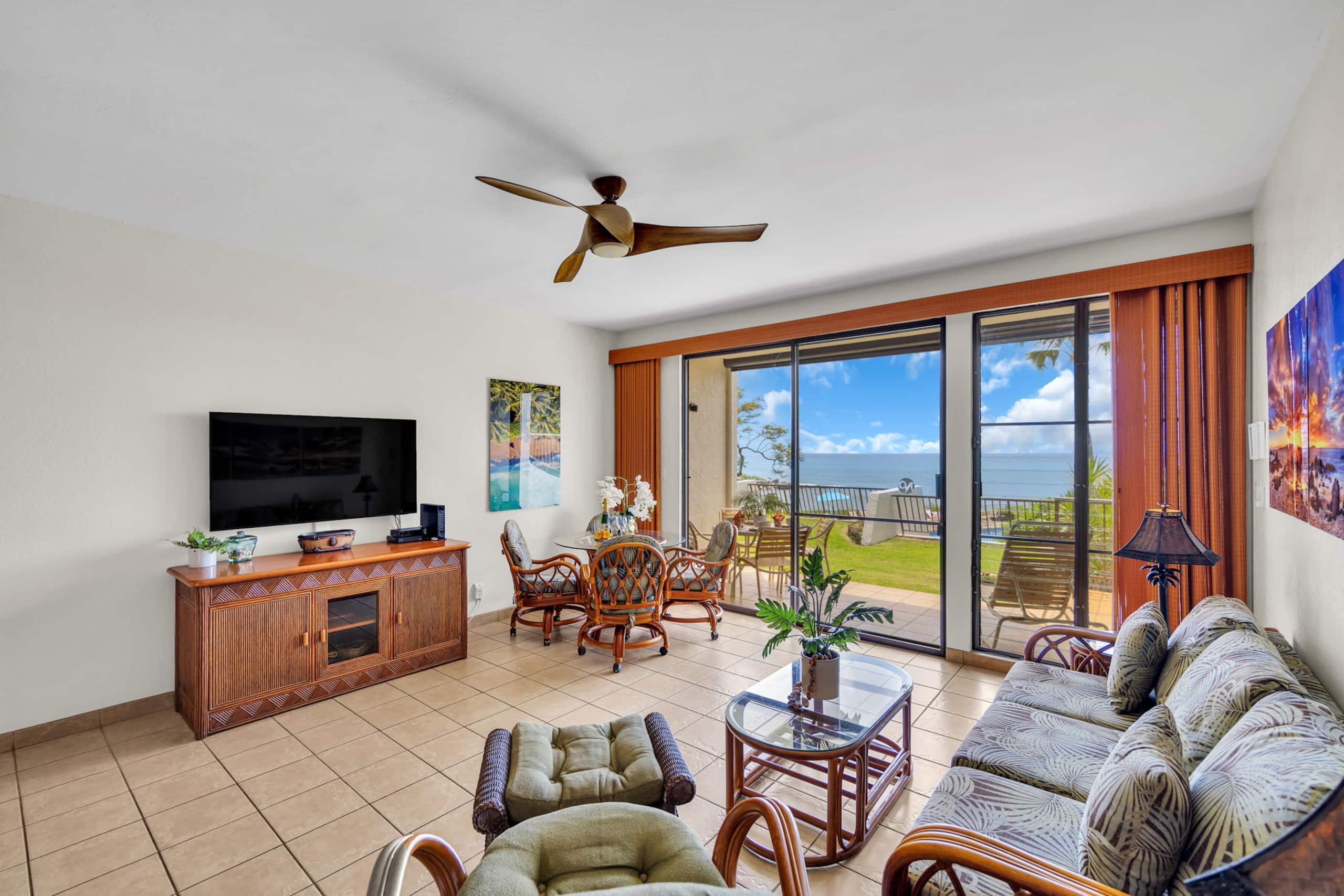 Condo in Lahaina · ★4.25 · 1 bedroom · 2 beds · 1 bath - Image 1