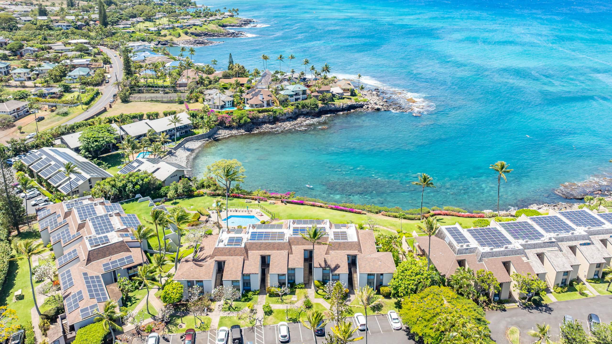 Condo in Lahaina · ★4.25 · 1 bedroom · 2 beds · 1 bath - Image 41