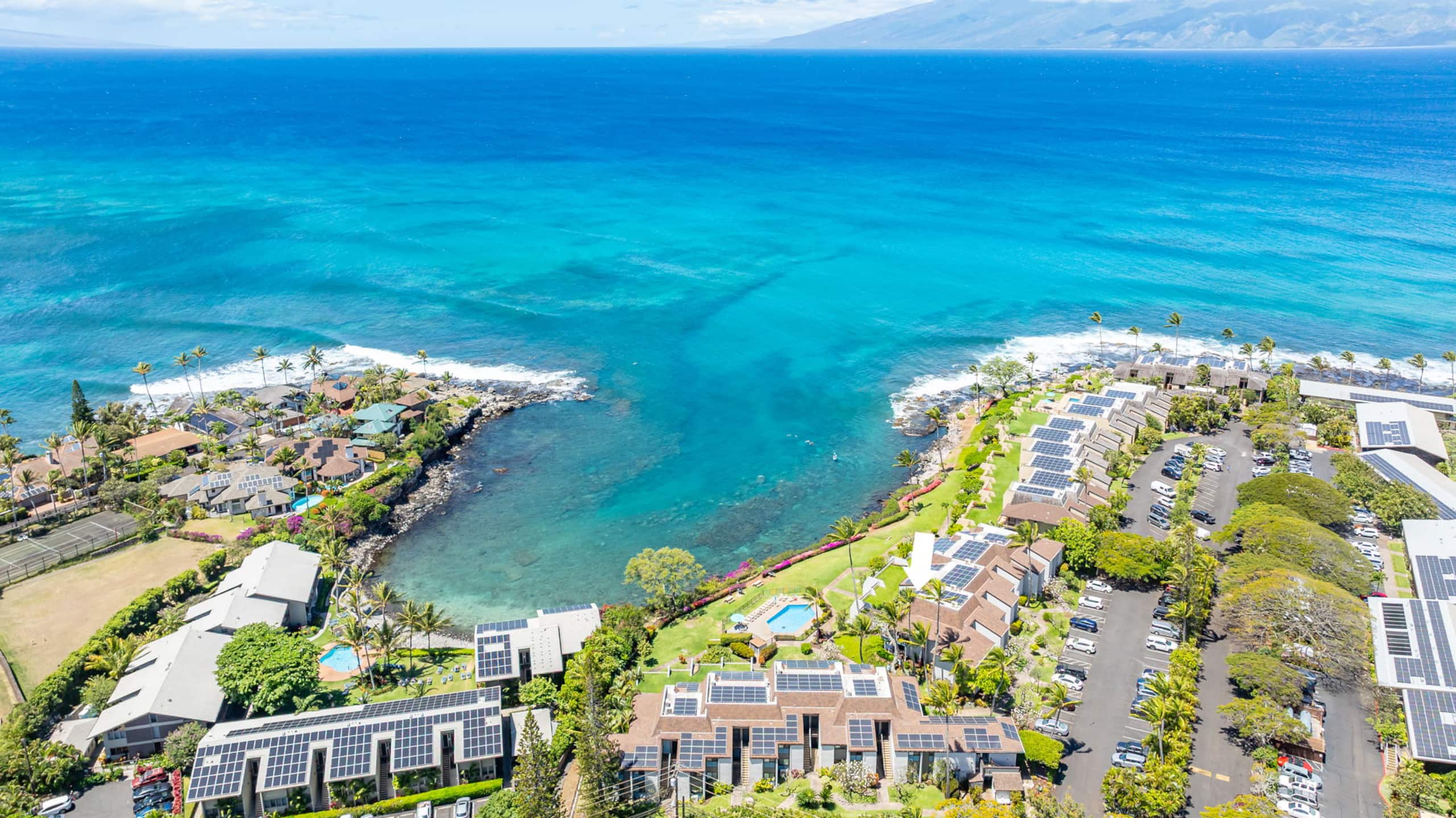 Condo in Lahaina · ★4.25 · 1 bedroom · 2 beds · 1 bath - Image 42