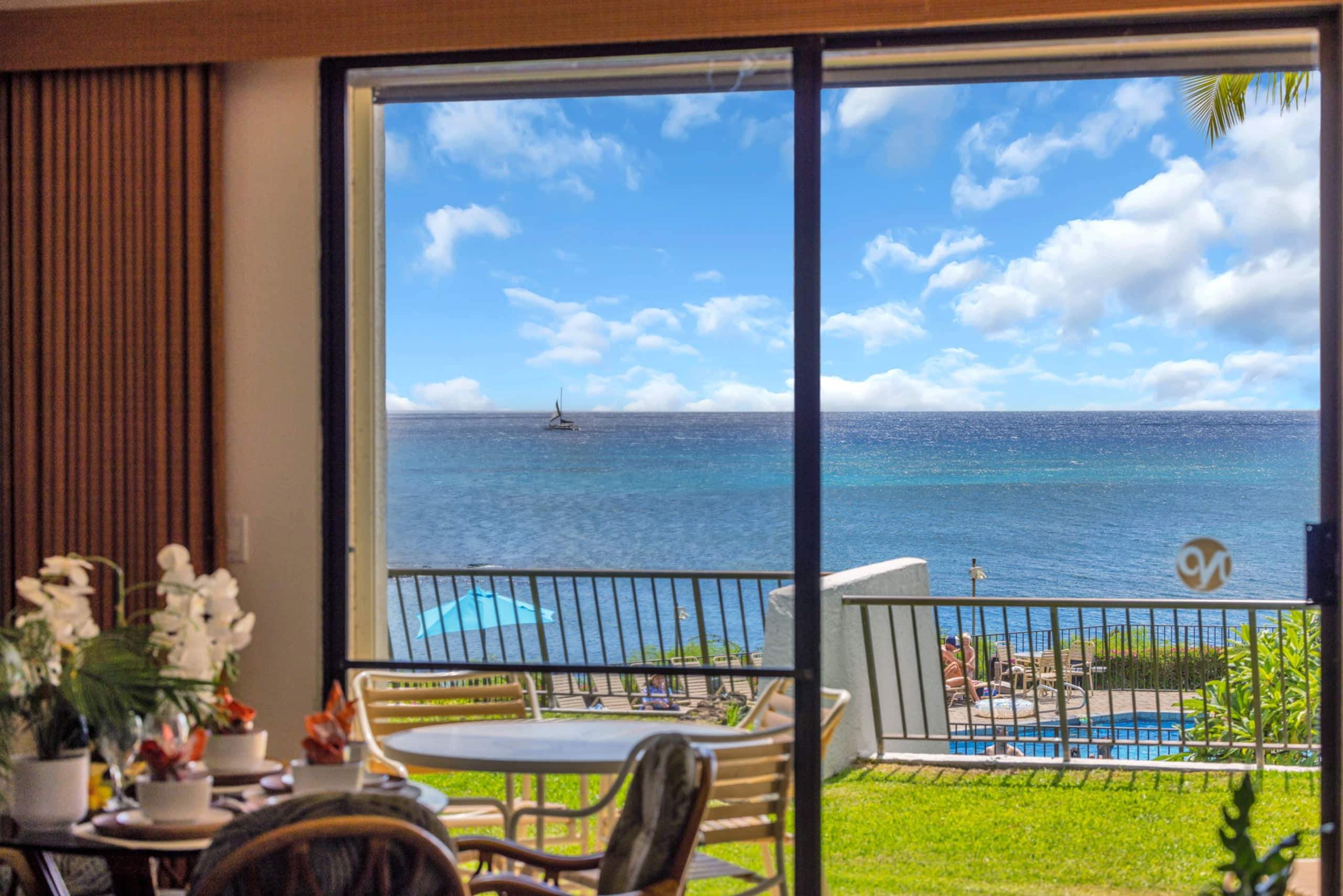 Condo in Lahaina · ★4.25 · 1 bedroom · 2 beds · 1 bath - Image 15