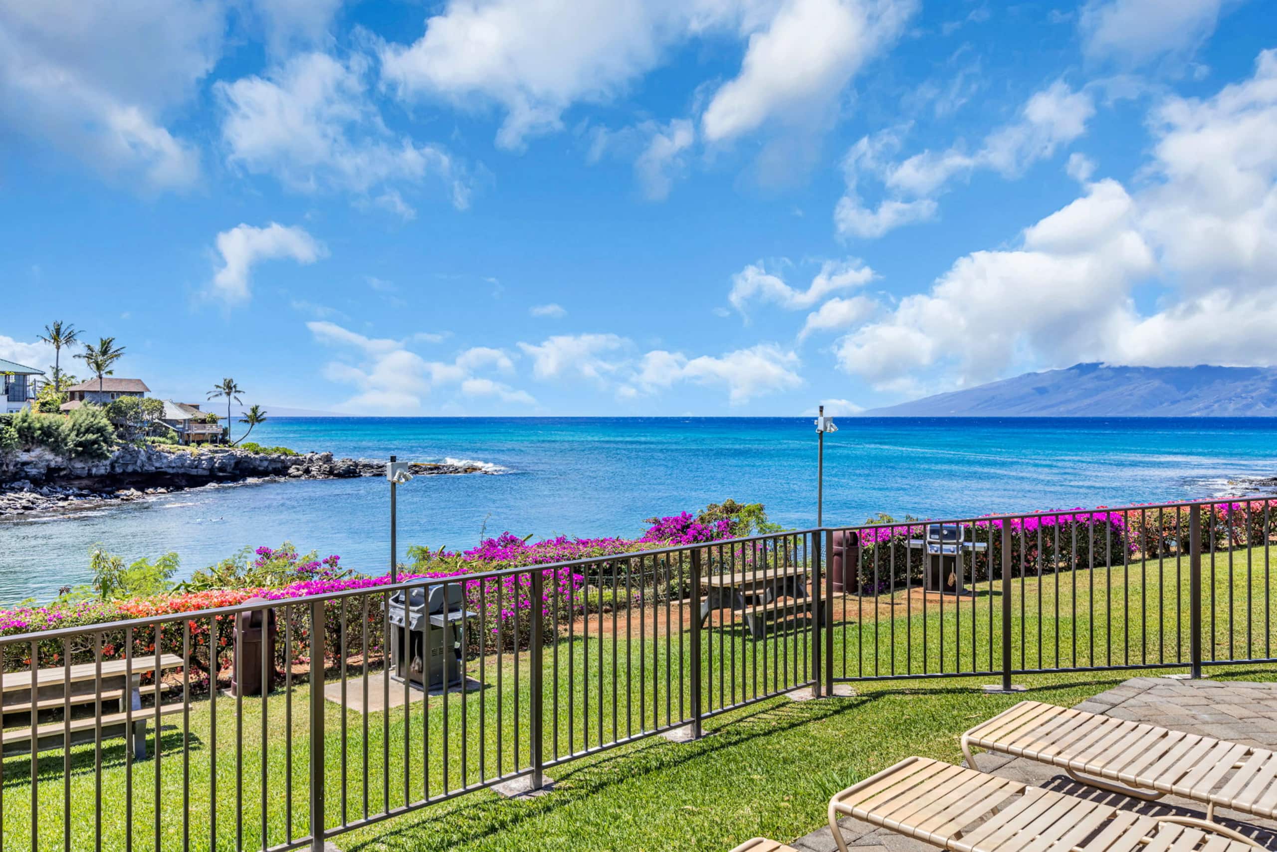 Condo in Lahaina · ★4.25 · 1 bedroom · 2 beds · 1 bath - Image 30