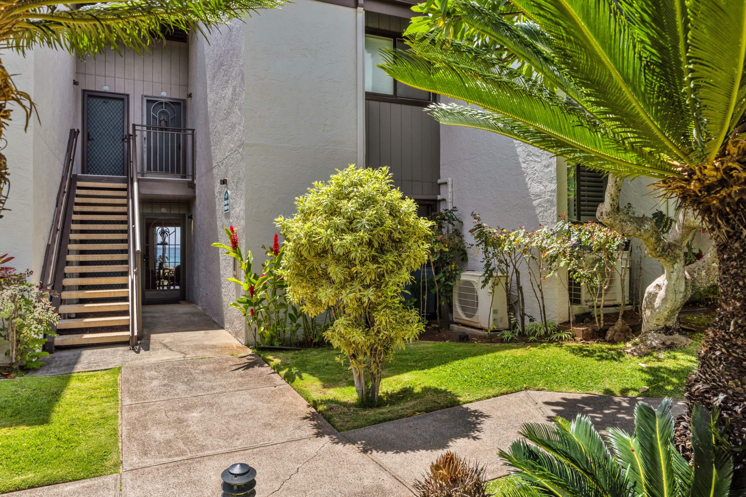 Condo in Lahaina · ★4.25 · 1 bedroom · 2 beds · 1 bath - Image 44