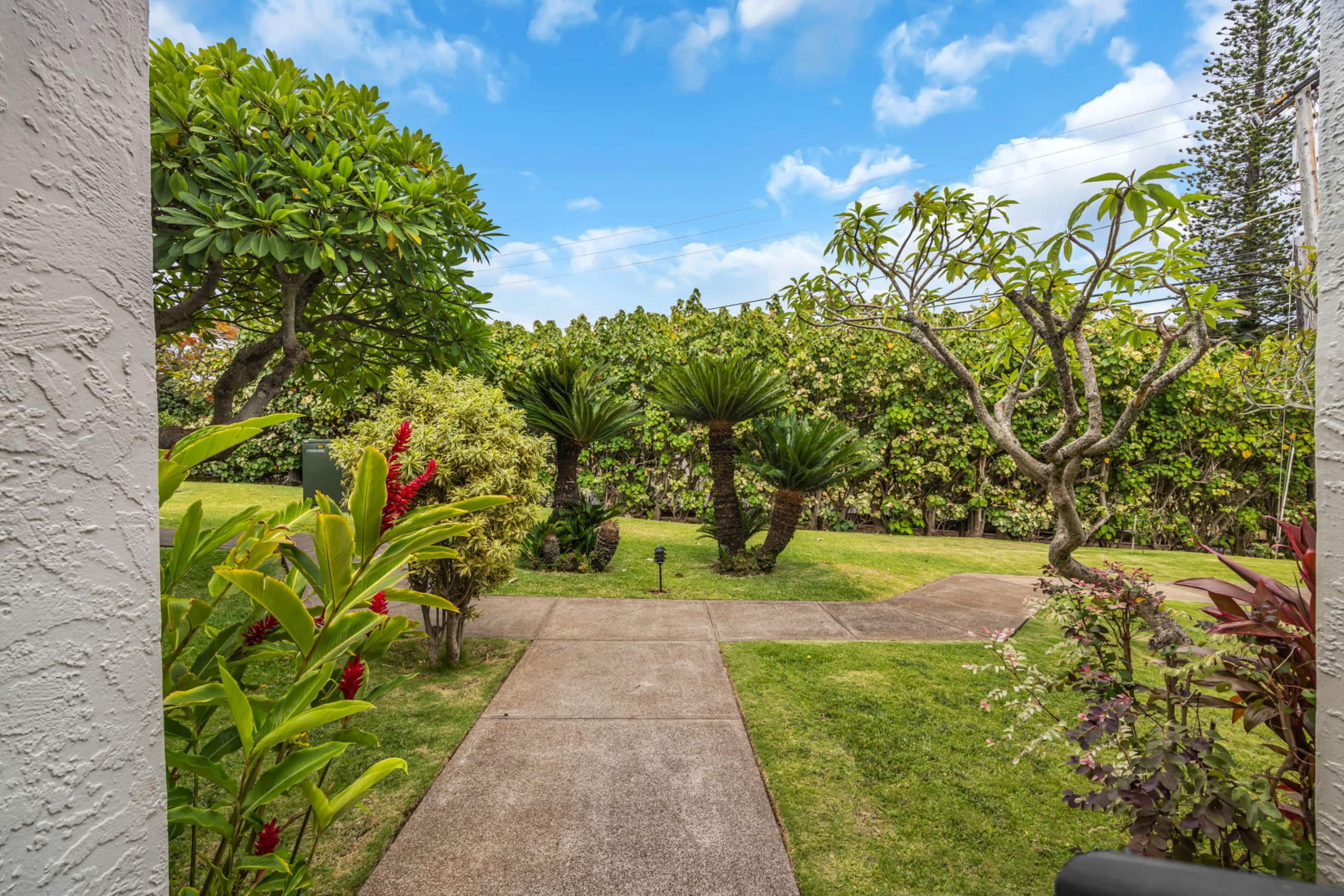 Condo in Lahaina · ★4.25 · 1 bedroom · 2 beds · 1 bath - Image 27
