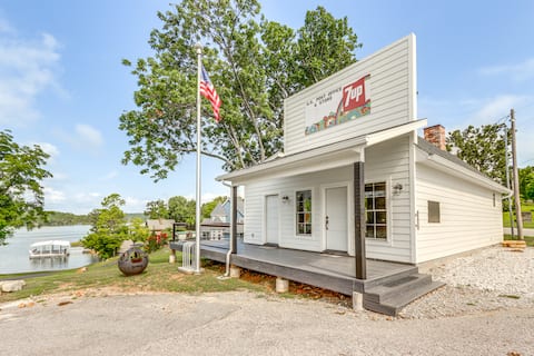 Top performing Airbnb: 'LaRue Rendezvous' Luxe Stay at Historic Site in Lost Bridge Village