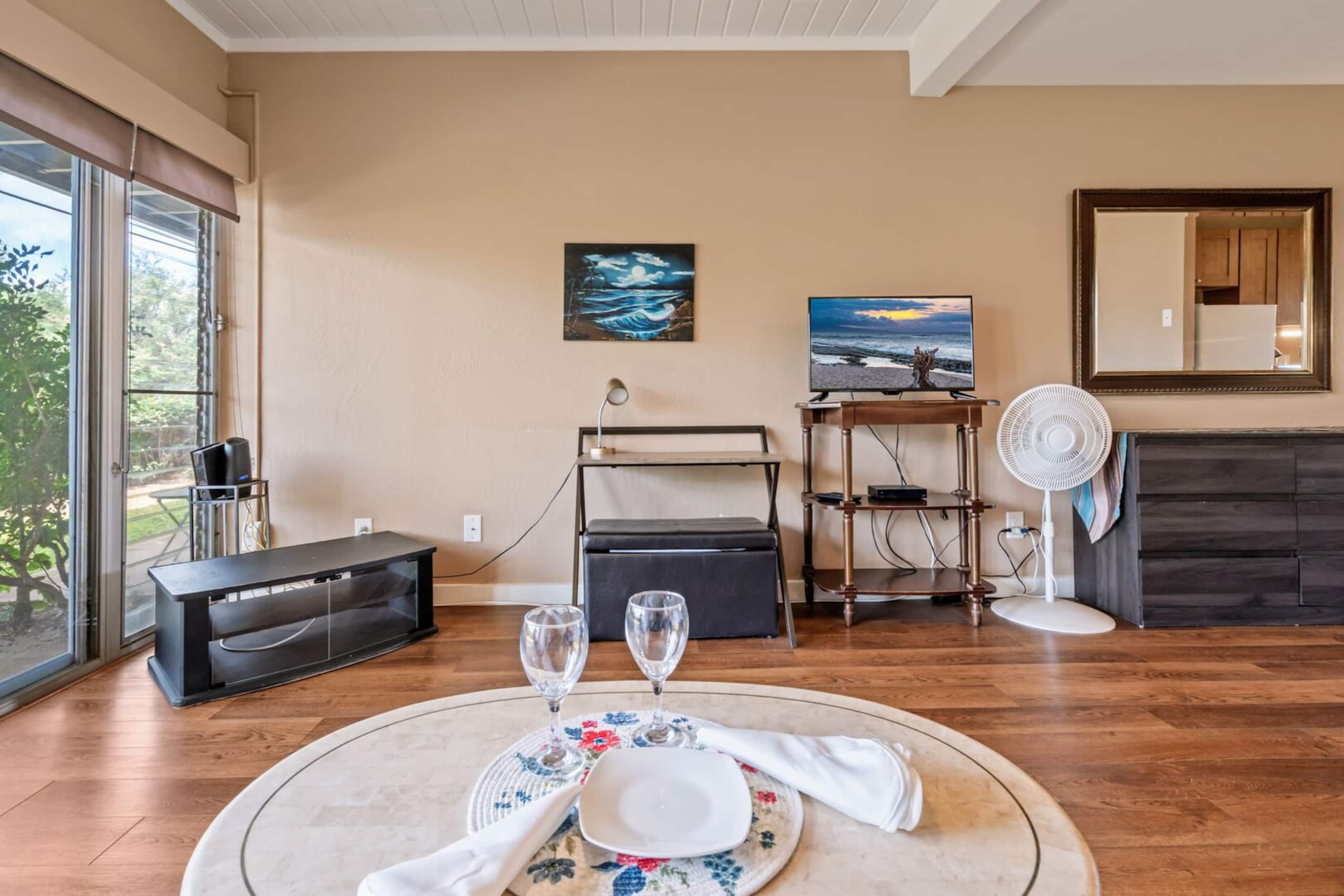 Updated Studio next to Beach - Image 8