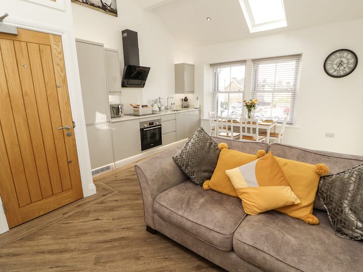 Lakes View Apartment 2 - Arnside